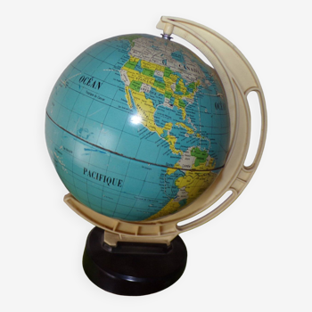 Rotating earth globe world map