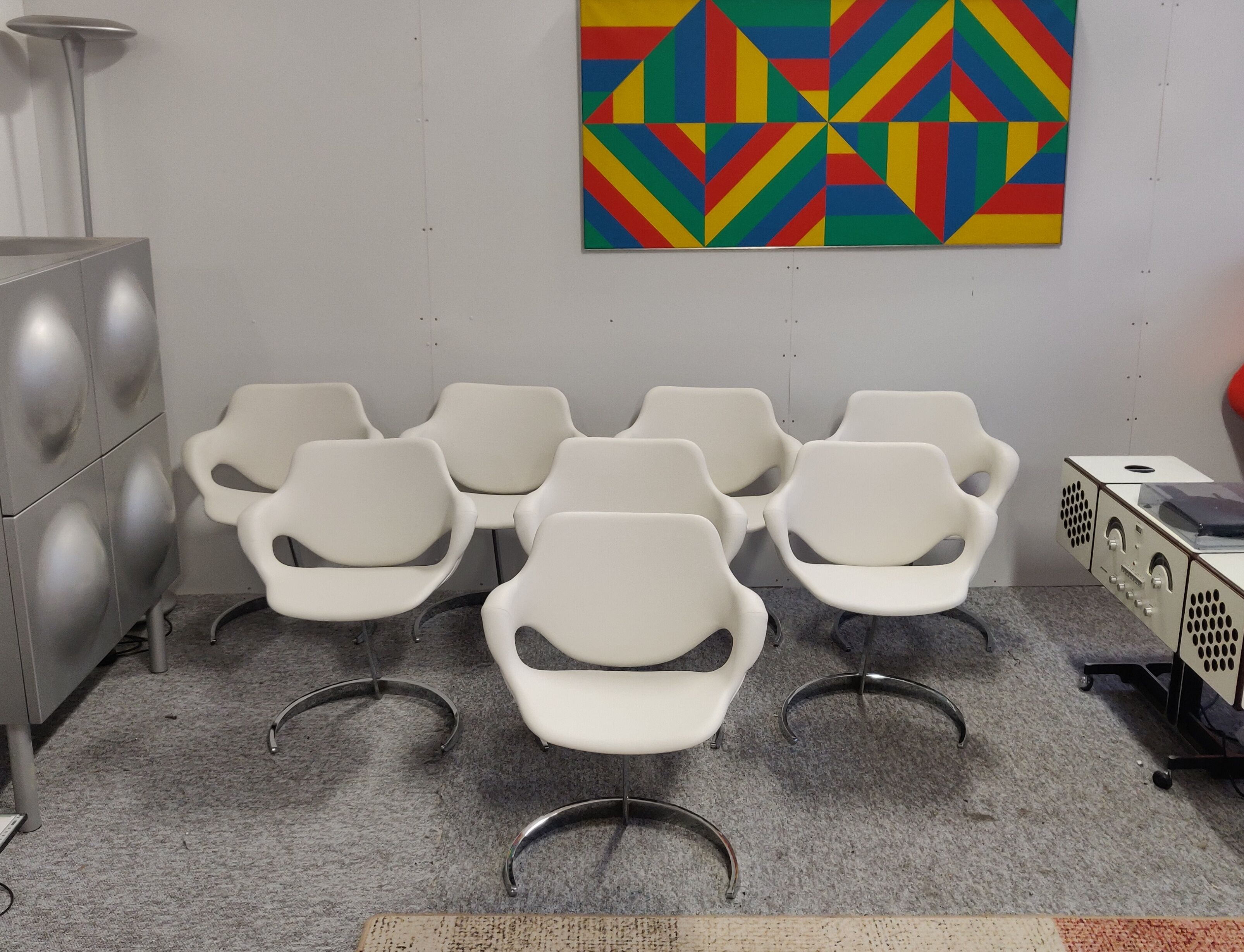 Ensemble de 8 chaises Boris Tabacoff Scimiter