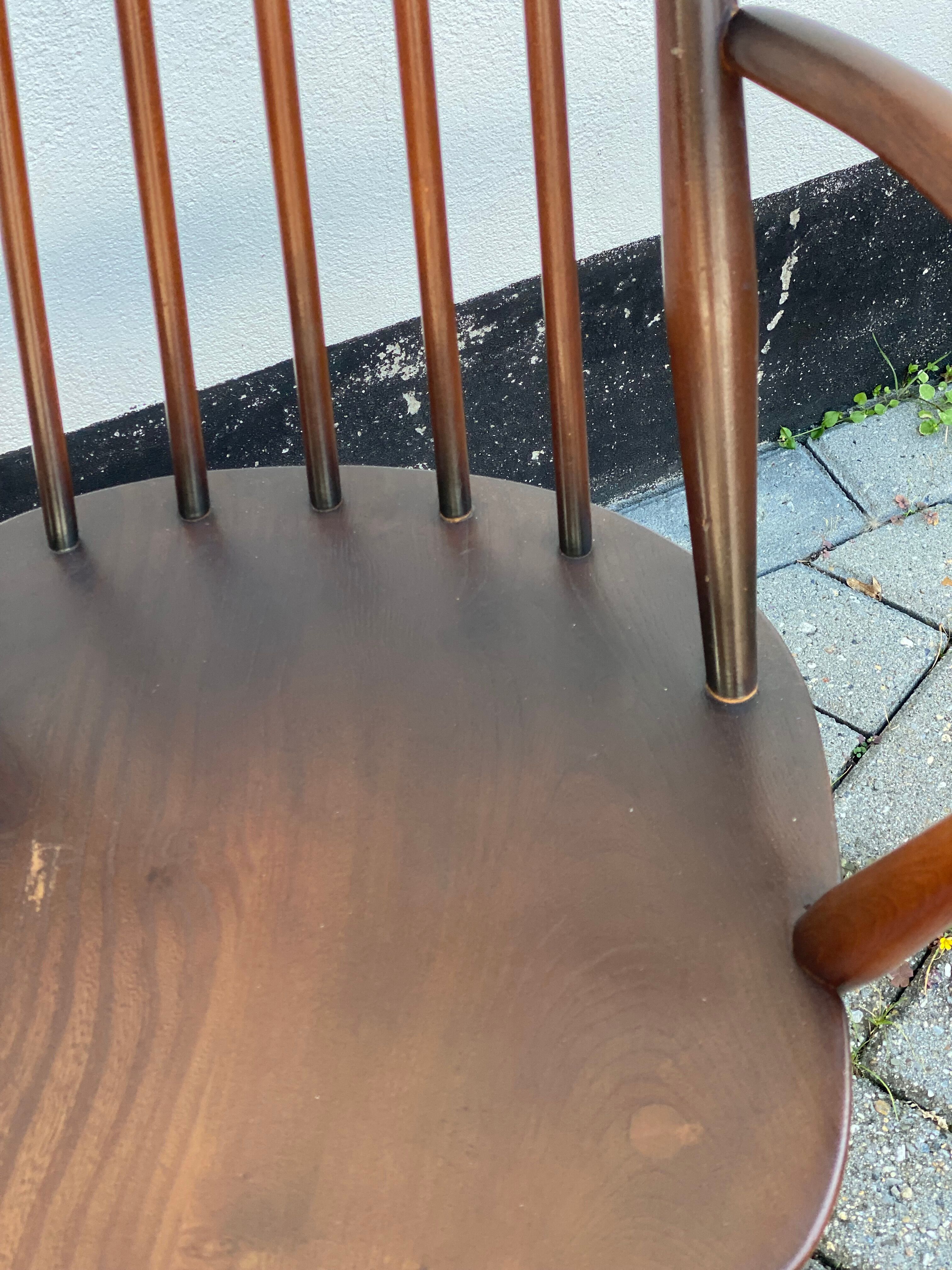 Vintage Goldsmith chair with arms from Ercol