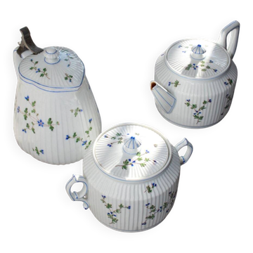 Service à thé ancien en porcelaine