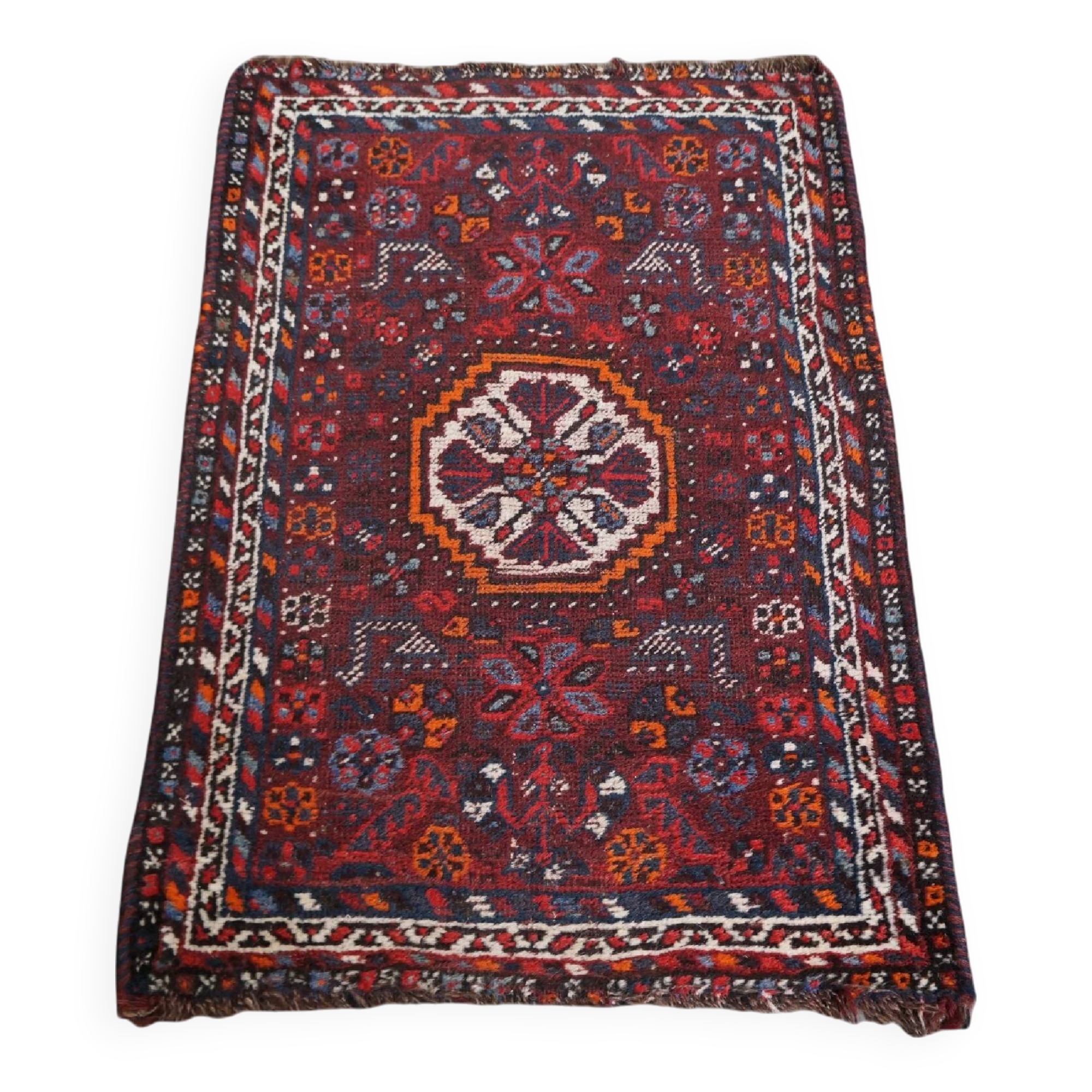 Vintage oriental rug including dark purple 118x82cm