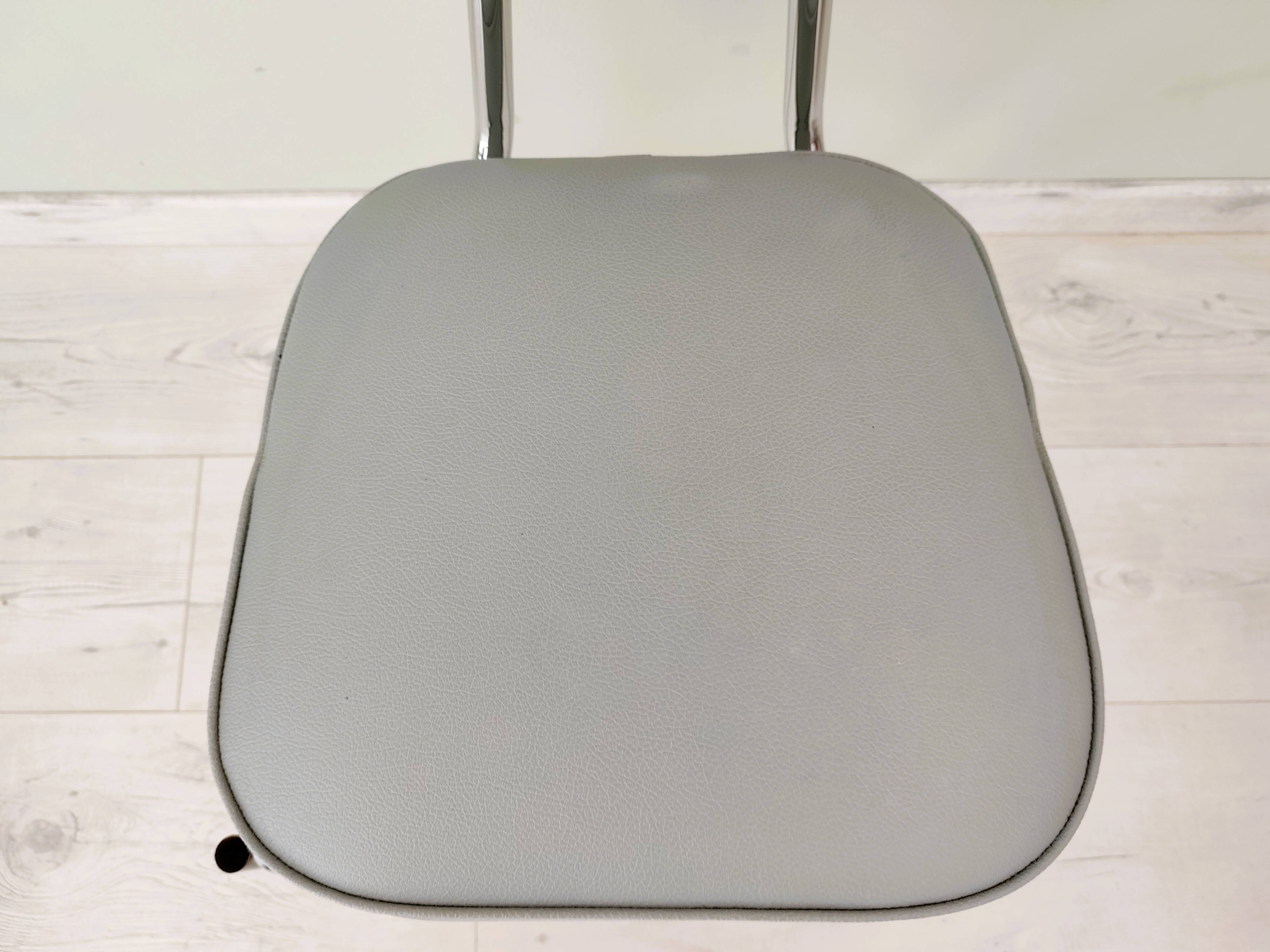 Vintage industrial design chair – Schreiber & Co. – 1970s