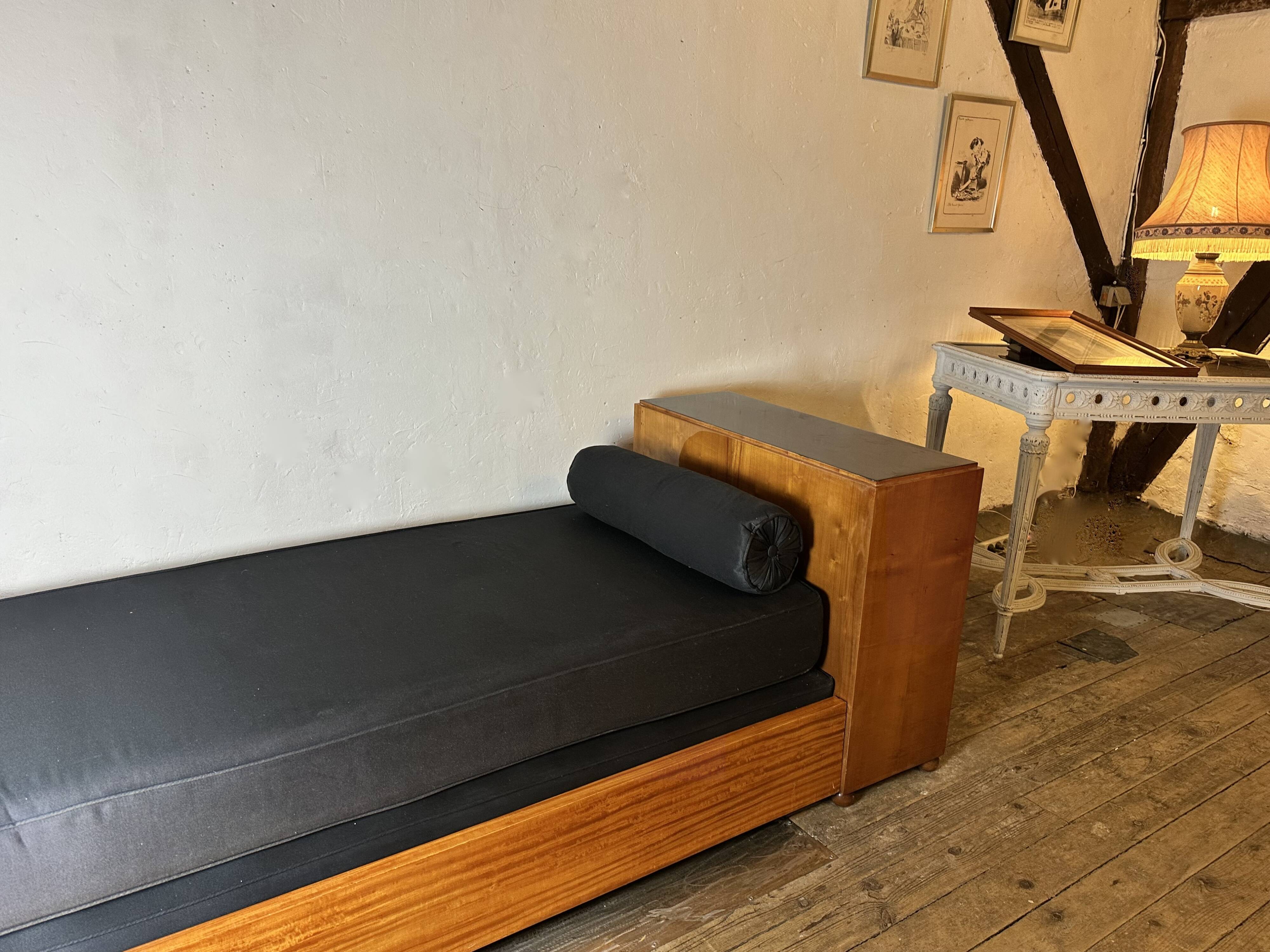 Art Deco daybed attributed to Jules Emile Leleu, Prince of Monaco model, 1927