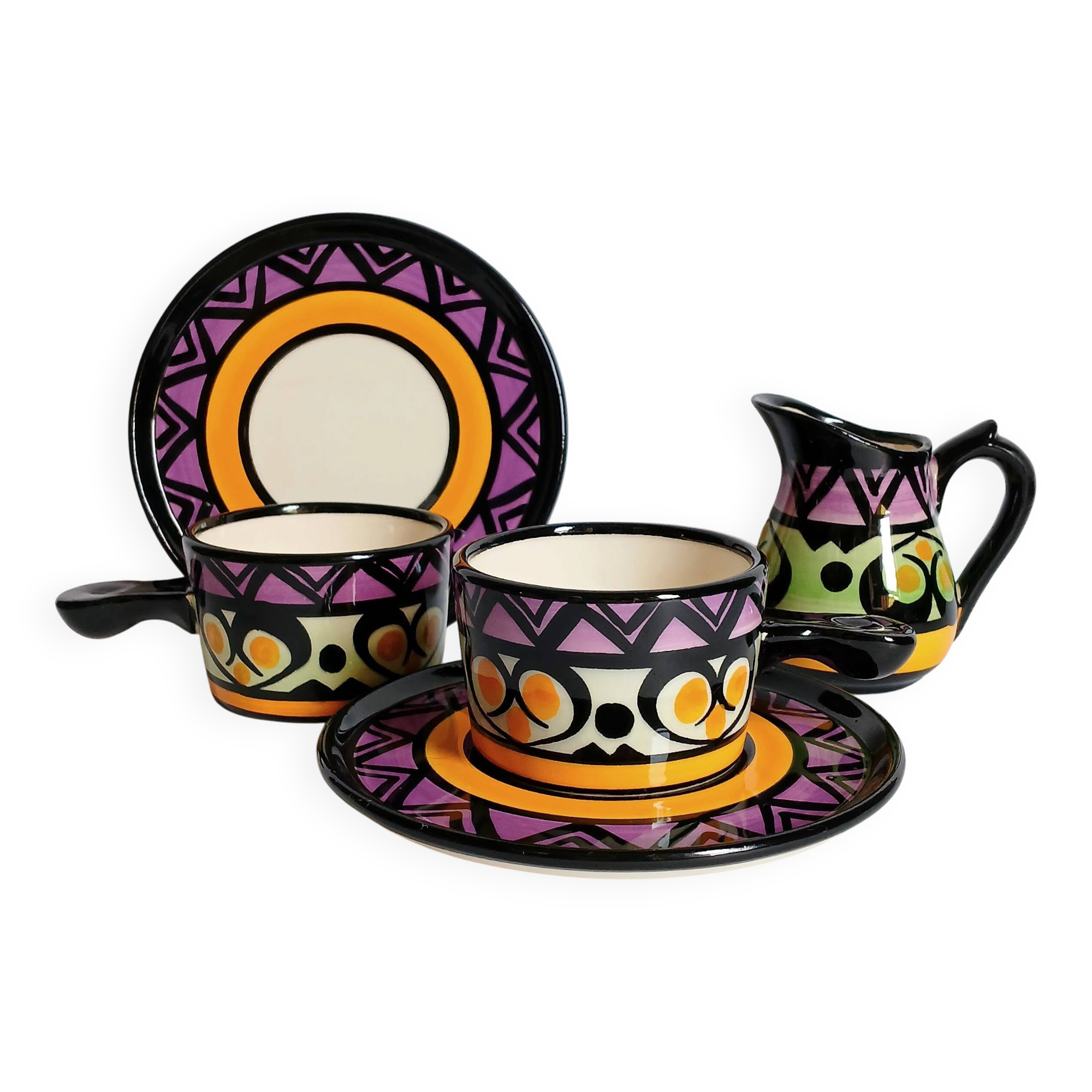 2 cups & milk jug Saint-Jean-de-Bretagne.