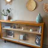Vintage display cabinet / bookcase
