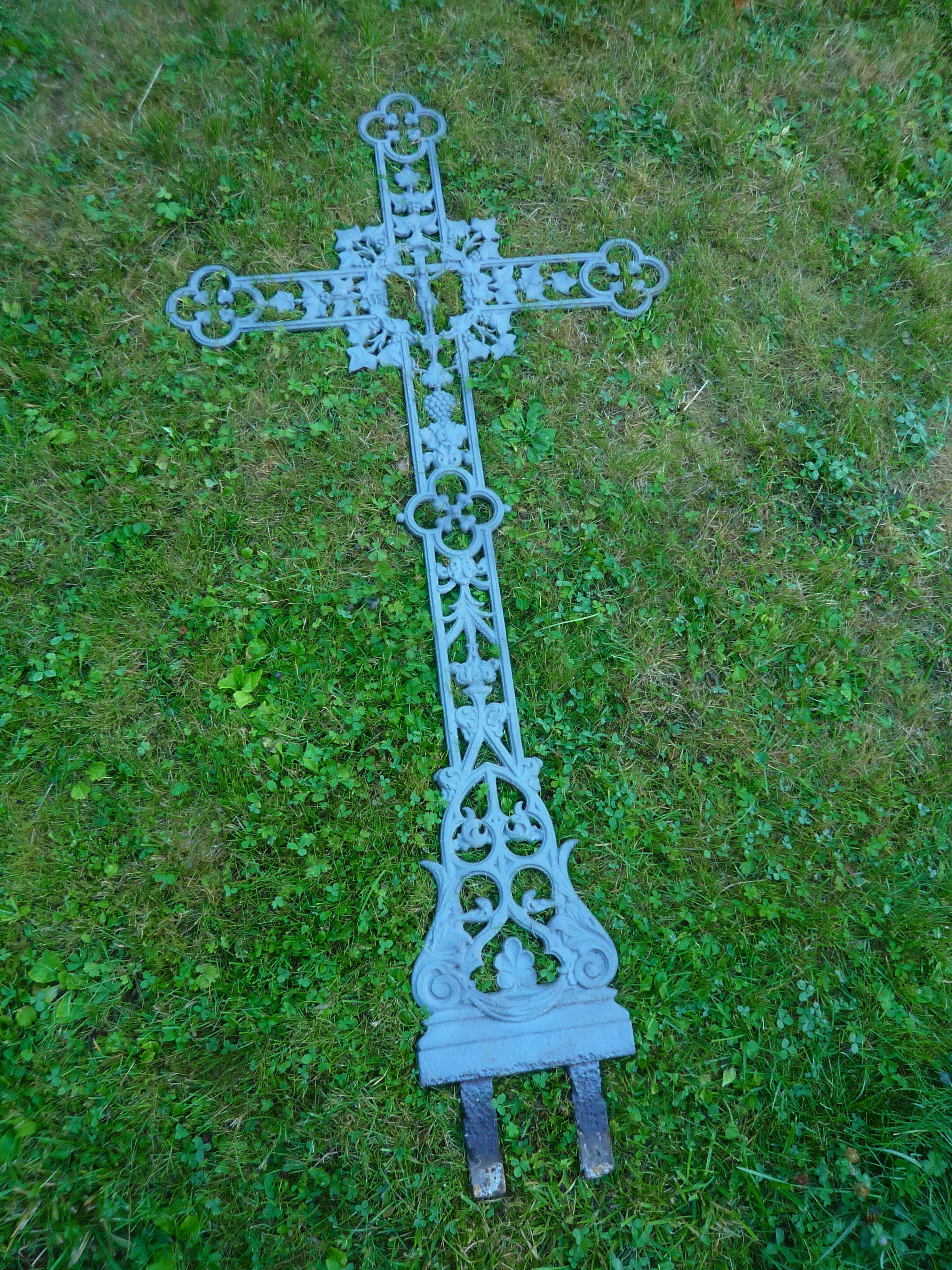 Plaque Funéraire Rayon "Aurélia" - Croix Chrétienne