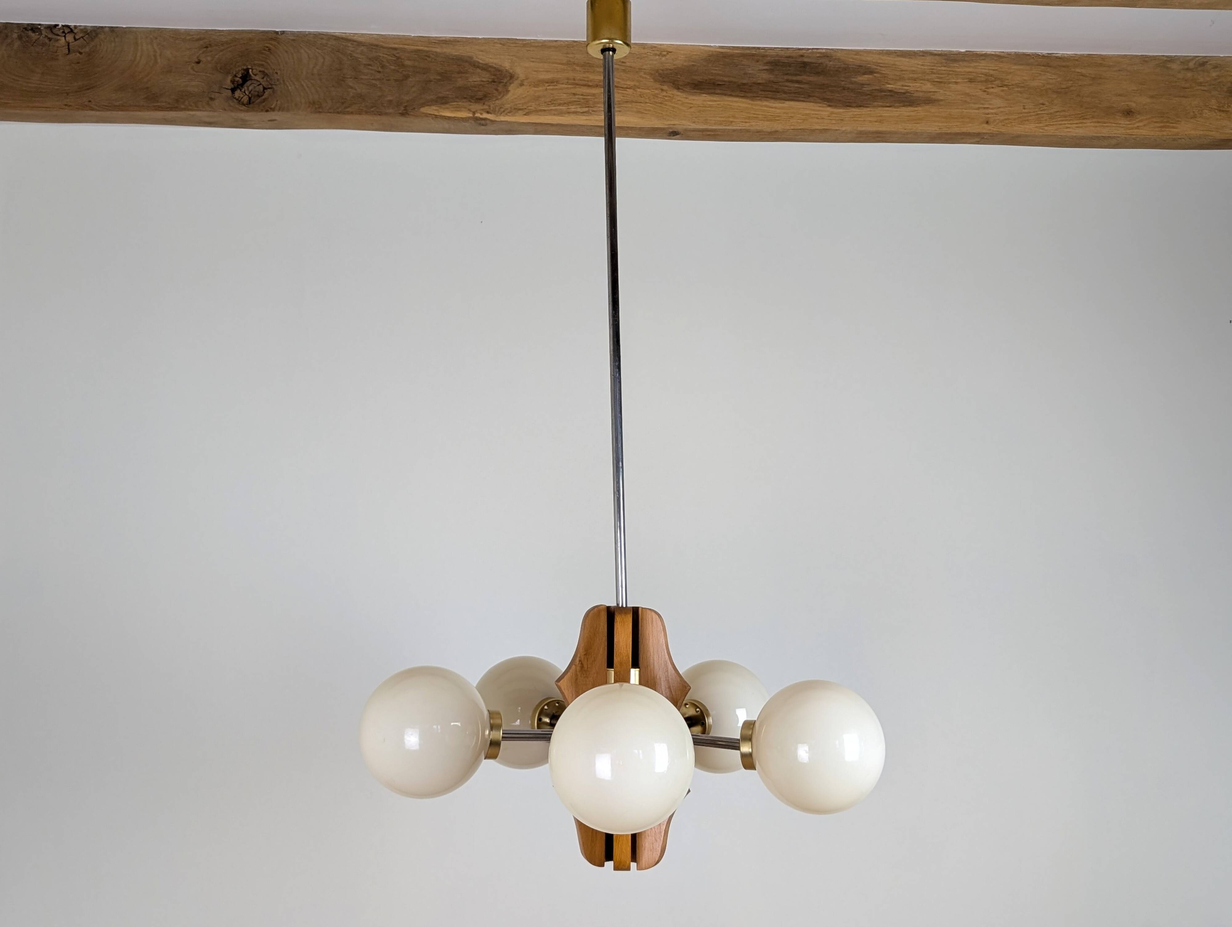 Lustre tchécoslovaque années 60