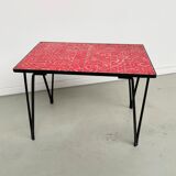 Red ceramic coffee table 50s
