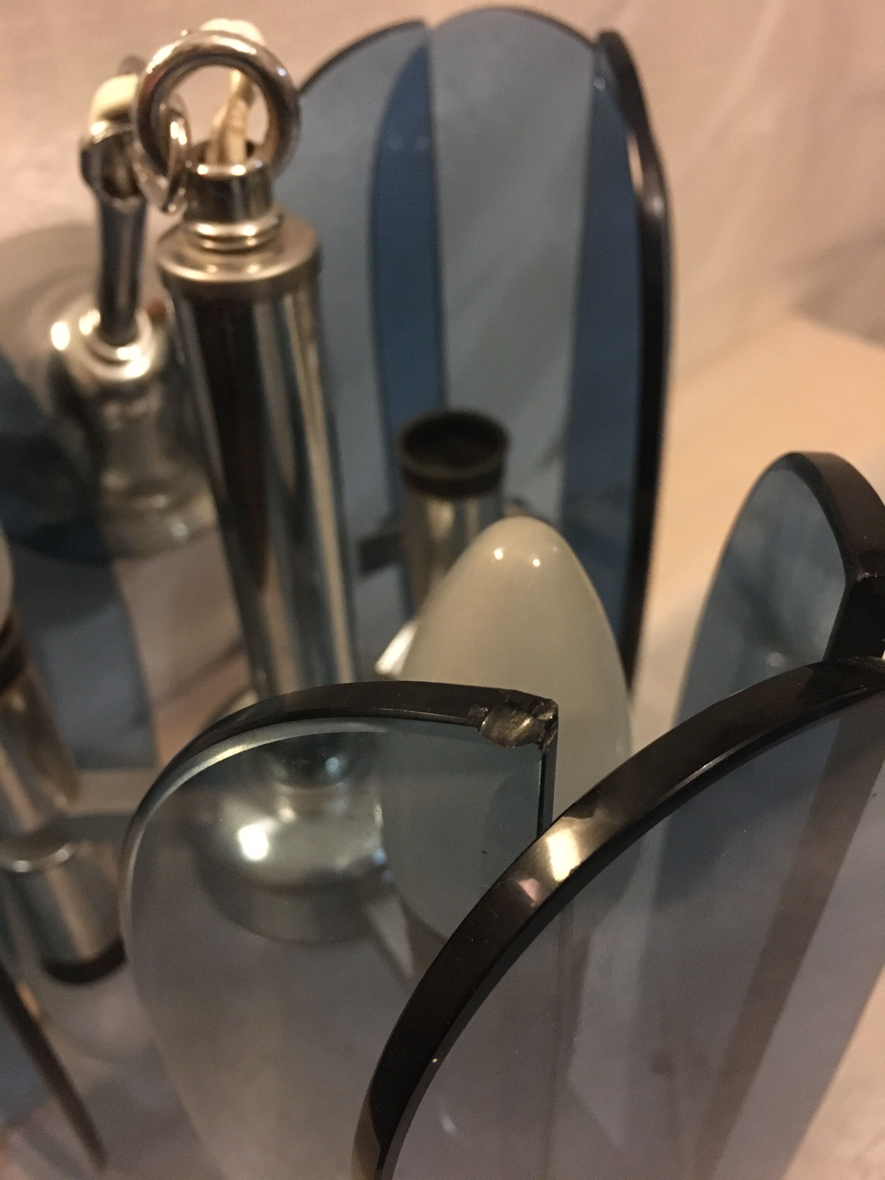 Lustre et applique en verre bleu