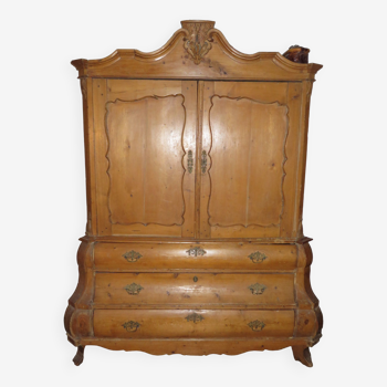 Old Dutch cabinet 19th in pine