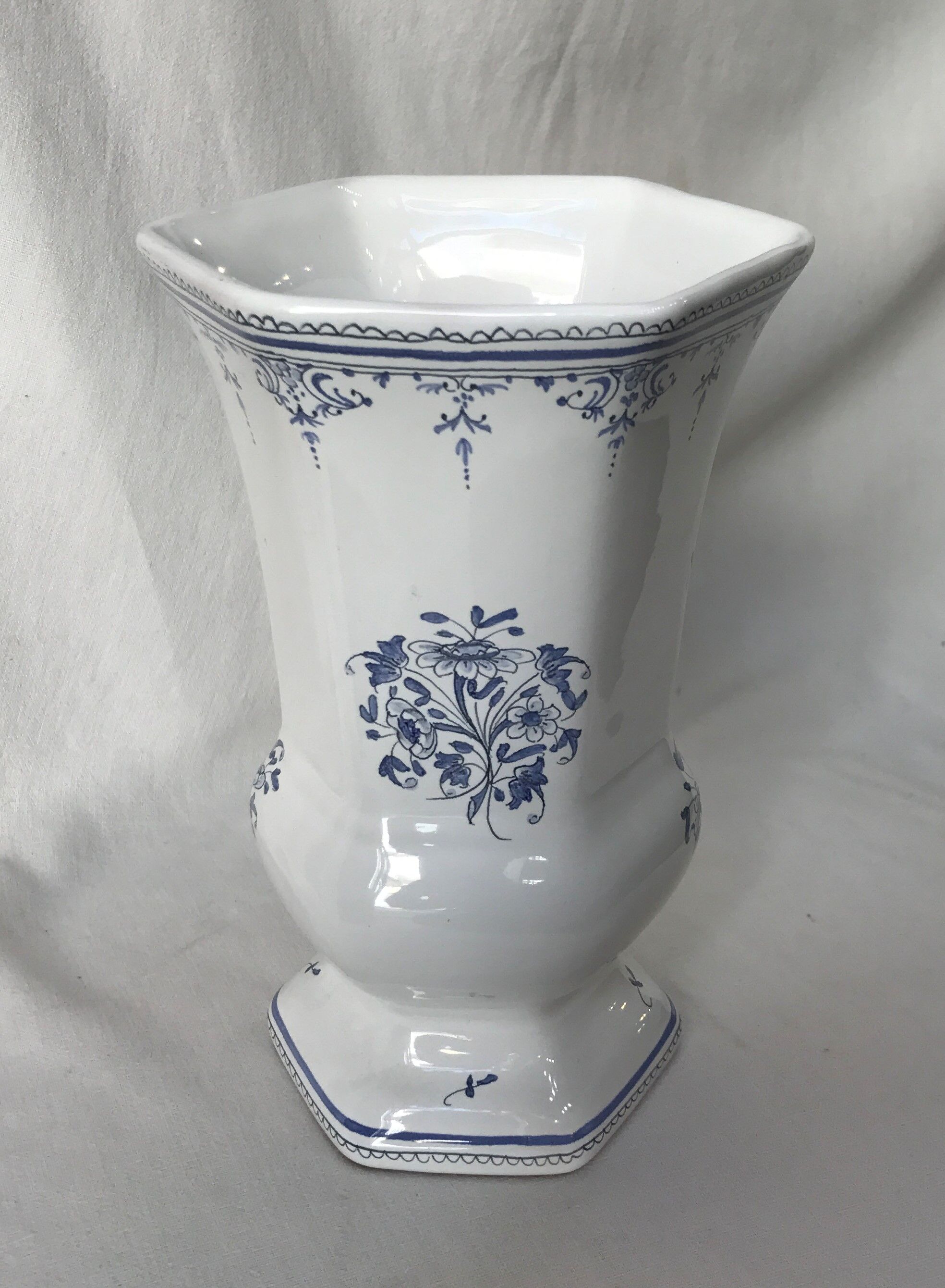 Vase Moustiers octogonal