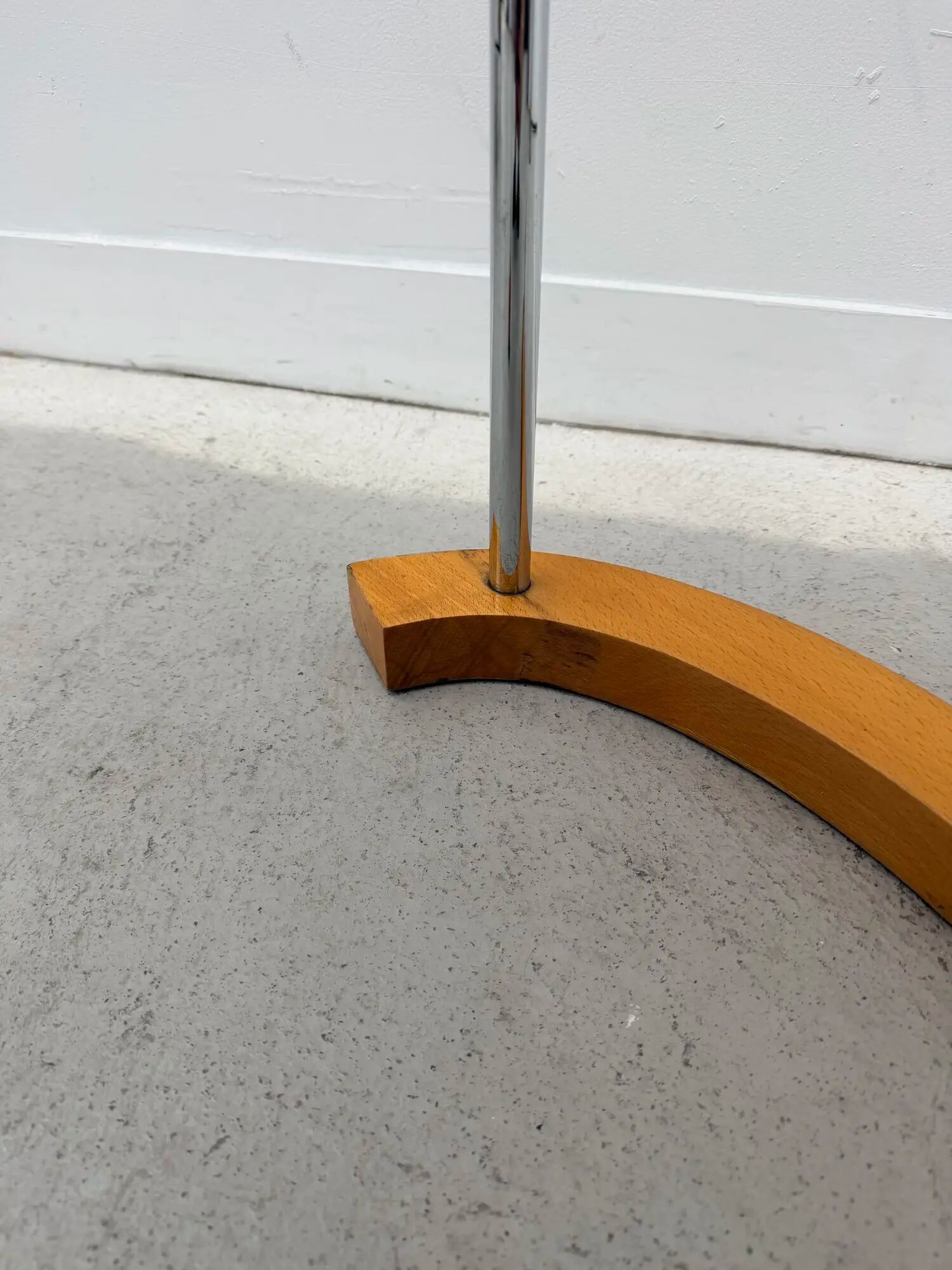 Postmodern chair in chrome and wood, 1980