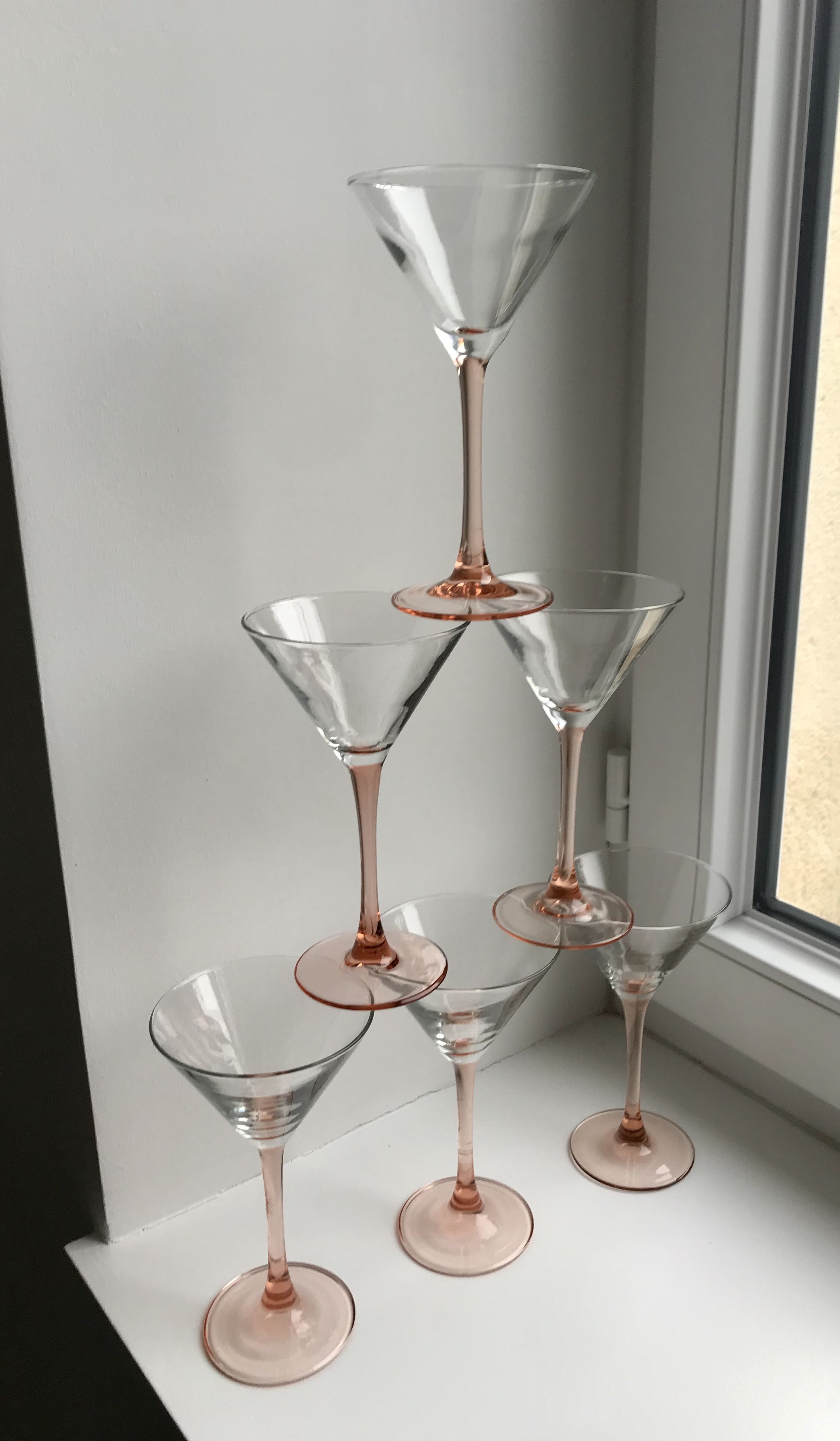 Set of 6 pink-footed cocktail glasses design 70s