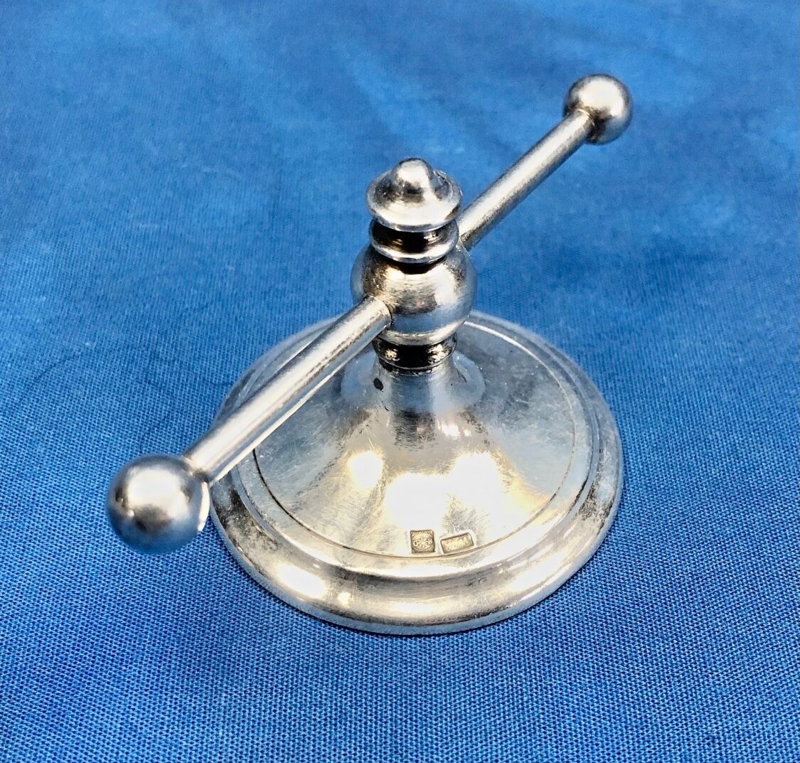 8 antique Art Deco silver-plated metal knife rests, Cailar Bayard hallmark