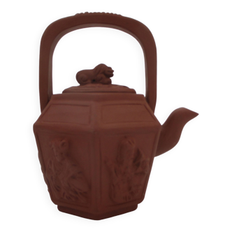 Yixing terracotta teapot signed