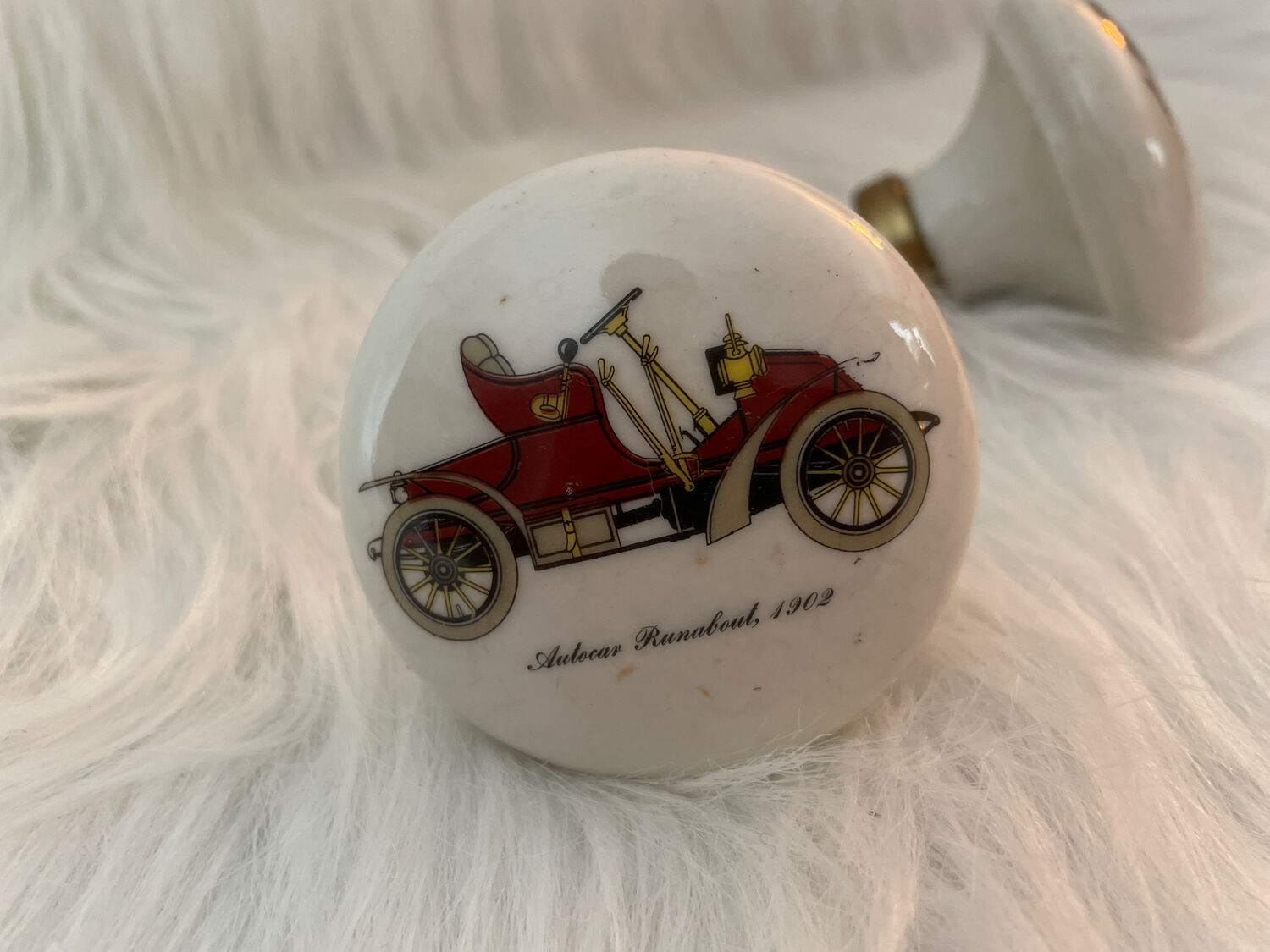 Porcelain door handles