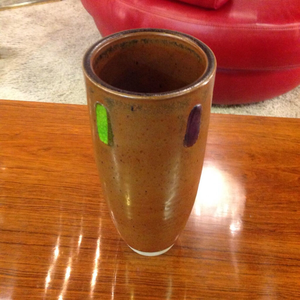 Signed vernissé ceramic vase