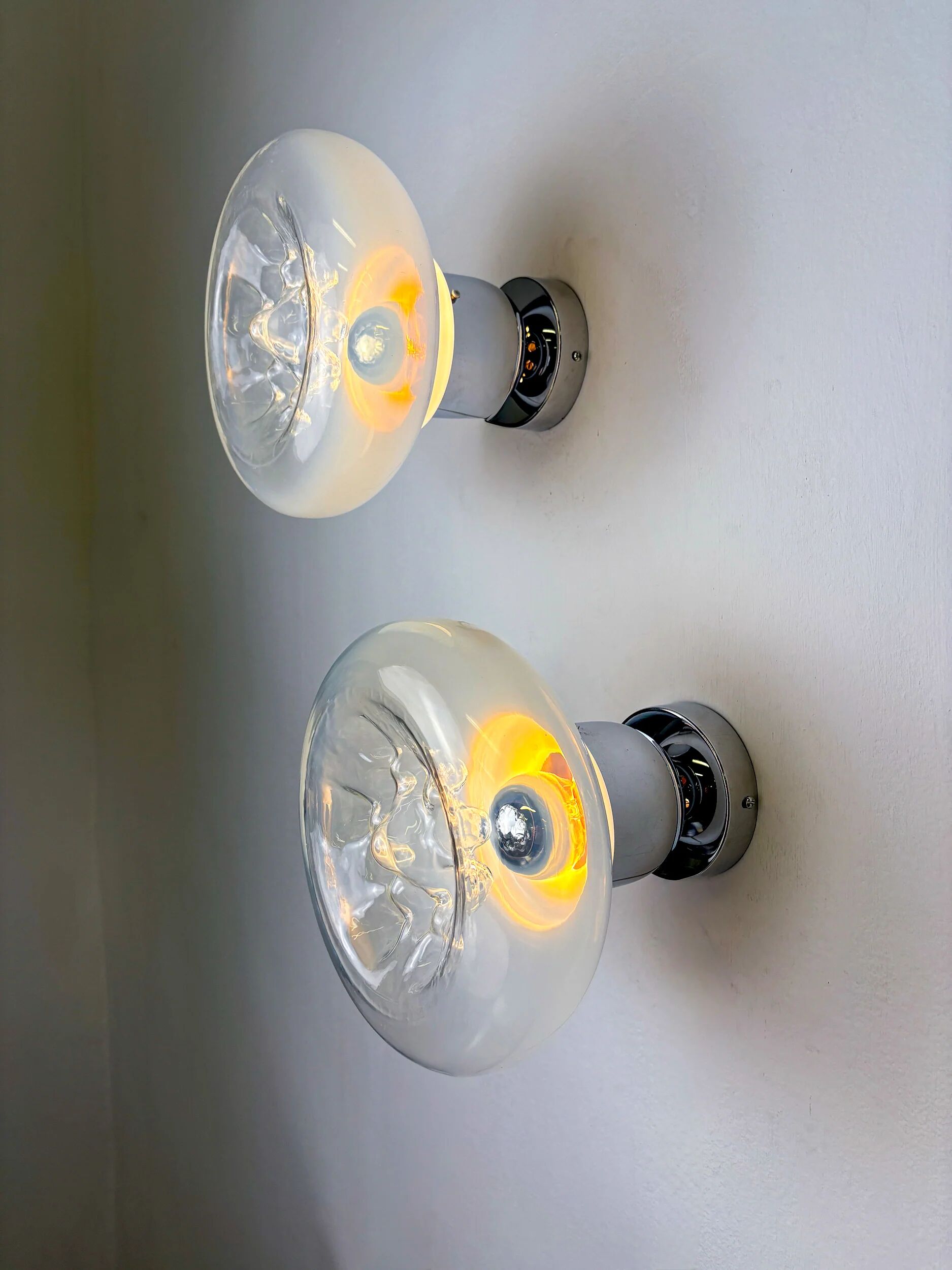 Pair of Toni Zuccheri wall lights, Murano handblown glass, Italy, 1970s