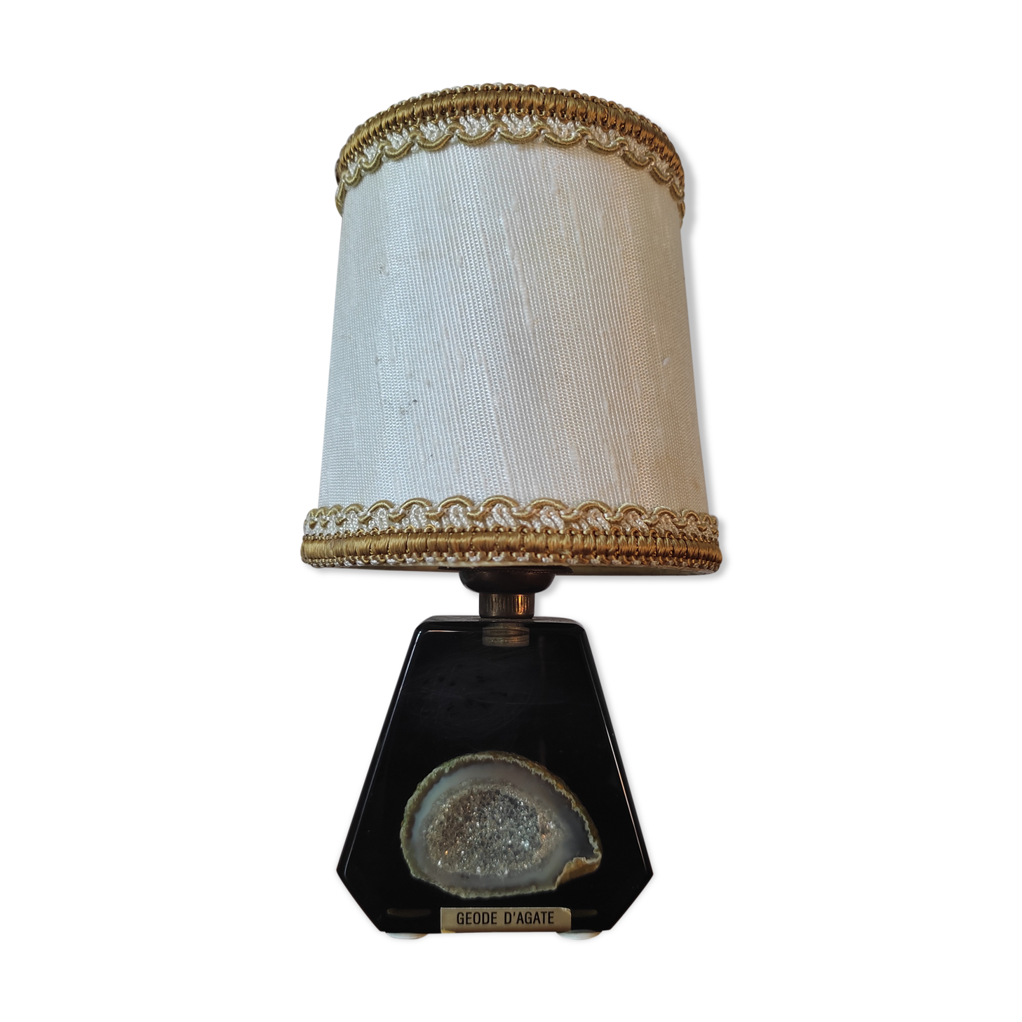 Agathe's mini geode lamp