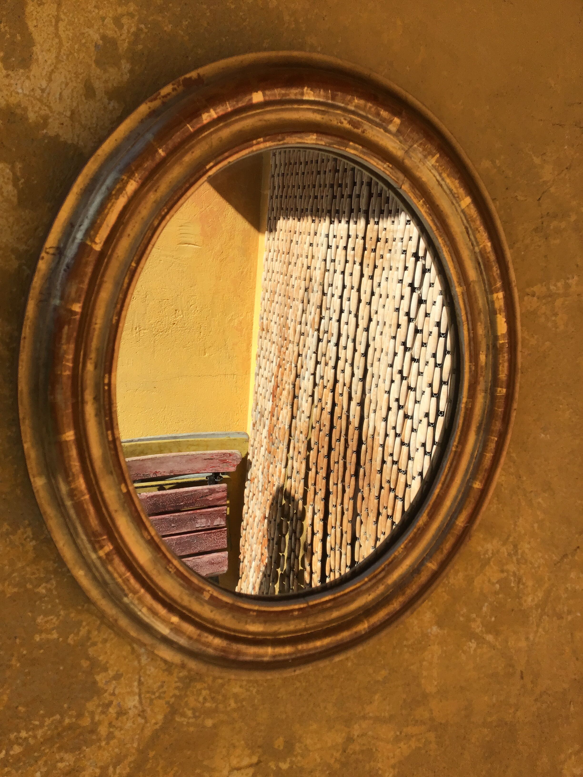 Ancient oval gold mirror 36x42cm