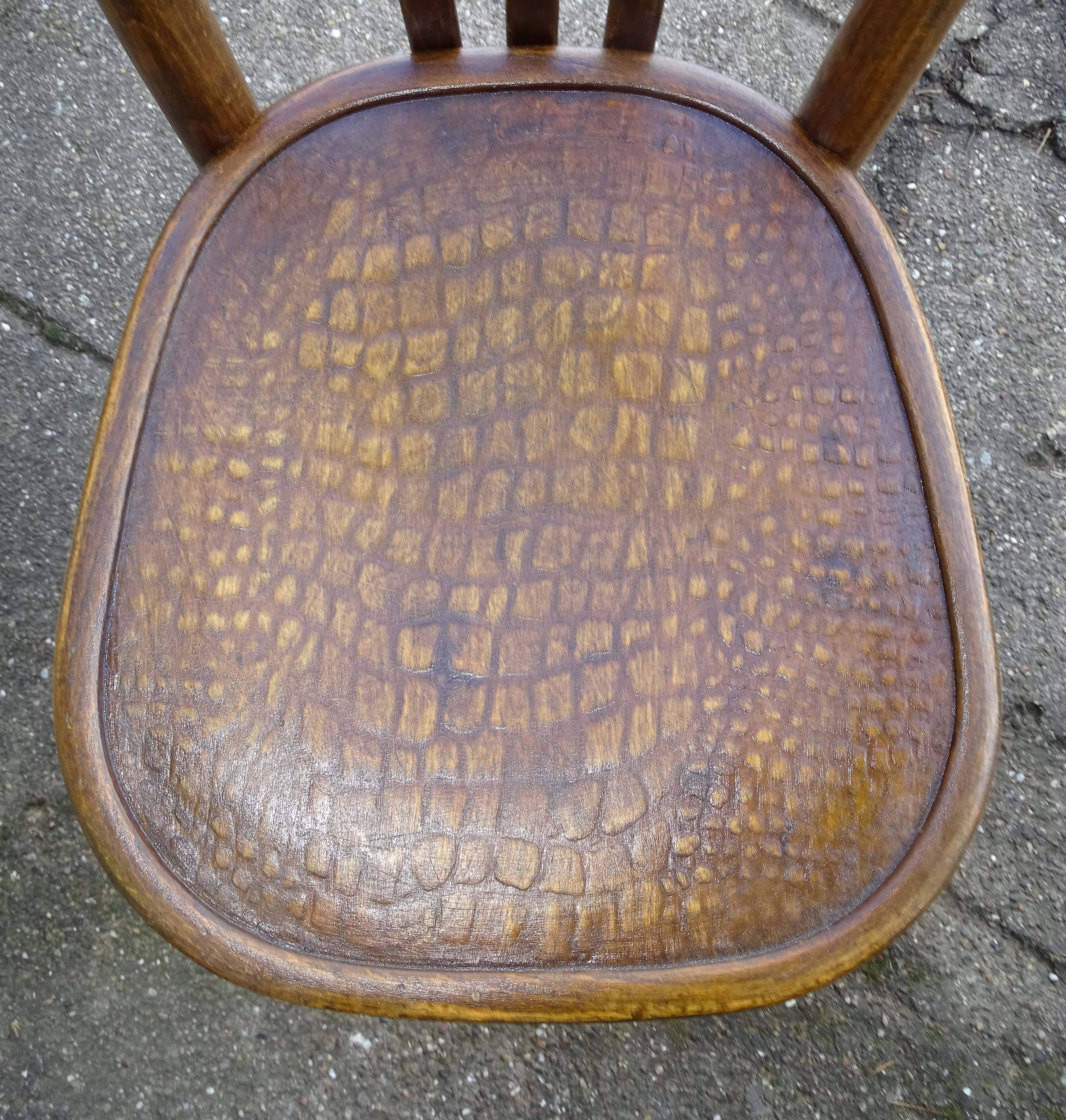 Lot de 2 chaises Baumann n°85 vers 1935