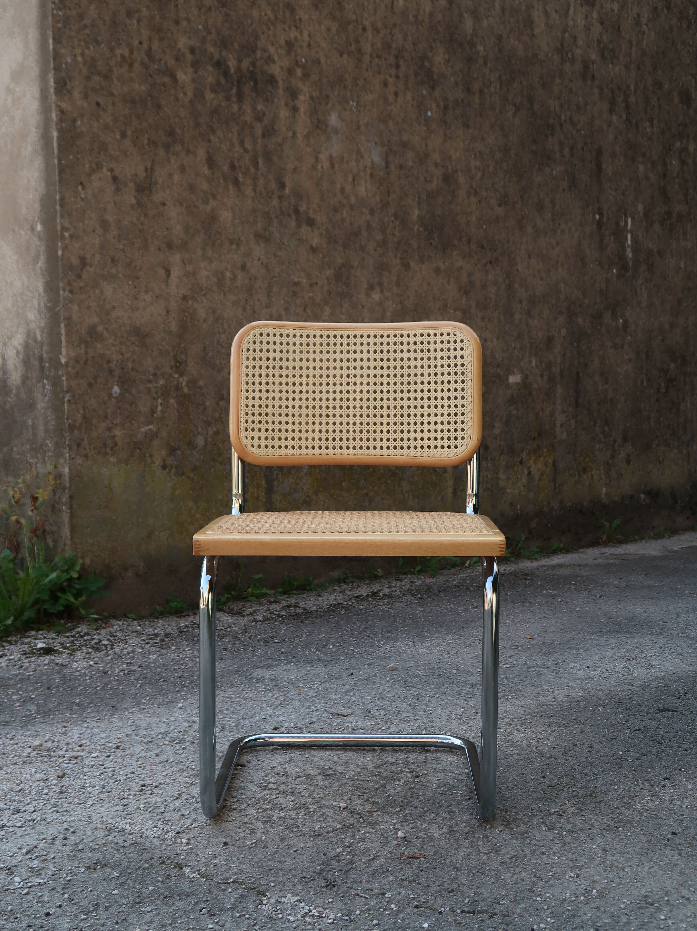 Chaise B32 de Marcel Breuer