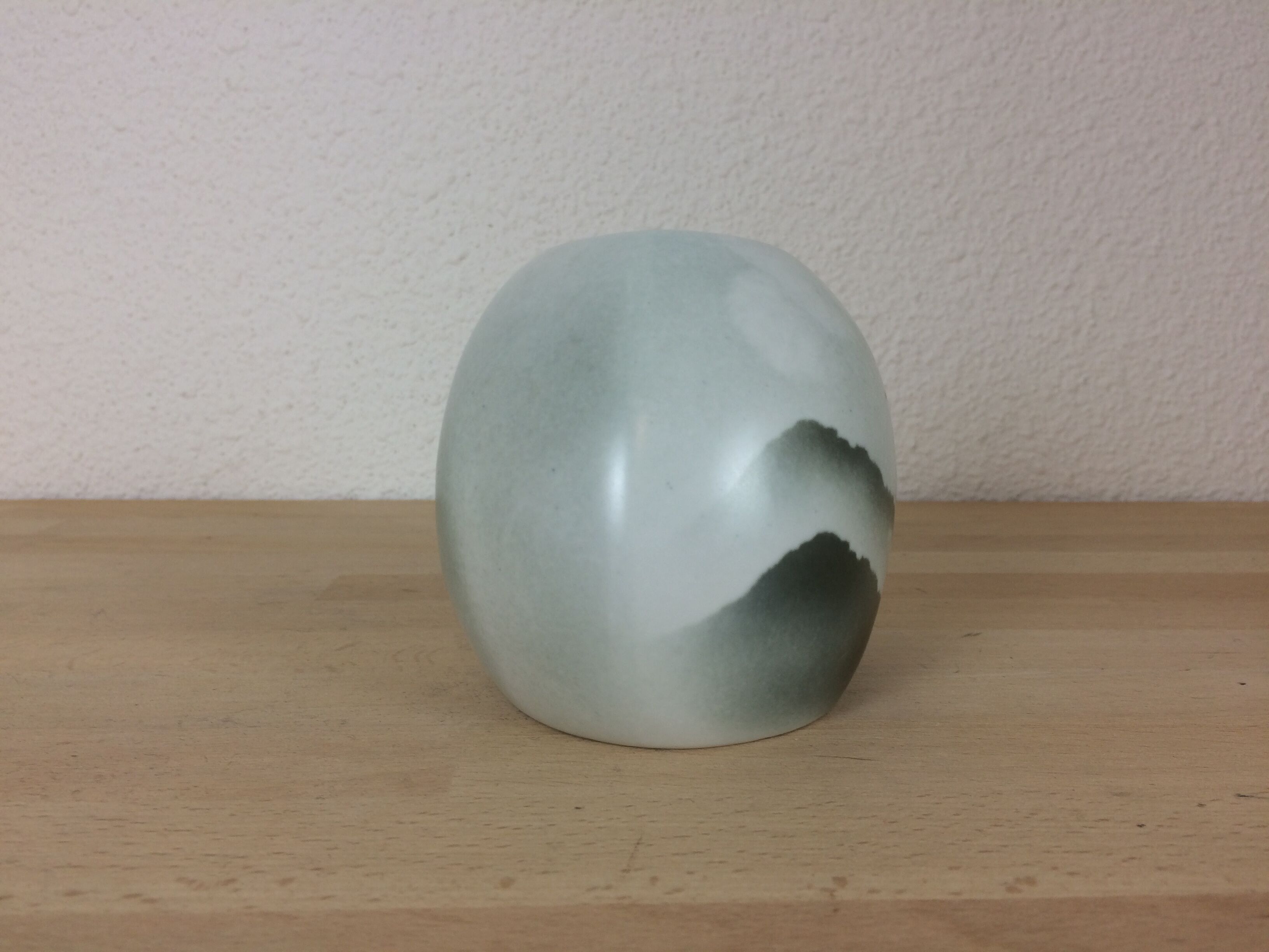 Virebent porcelain landscape vase