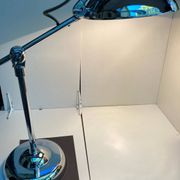 Lampe d’intérieur articulée chromée vintage 90’S