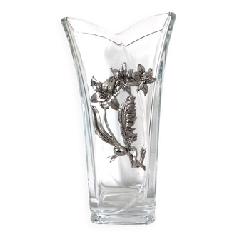 Vase en verre avec application de fleurs en métal