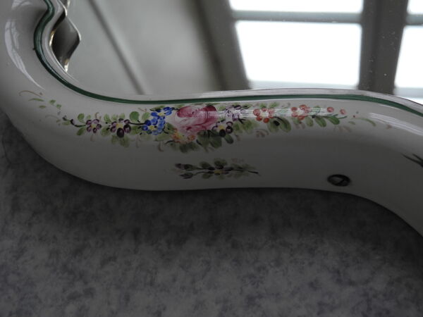 Miroir encadrement porcelaine