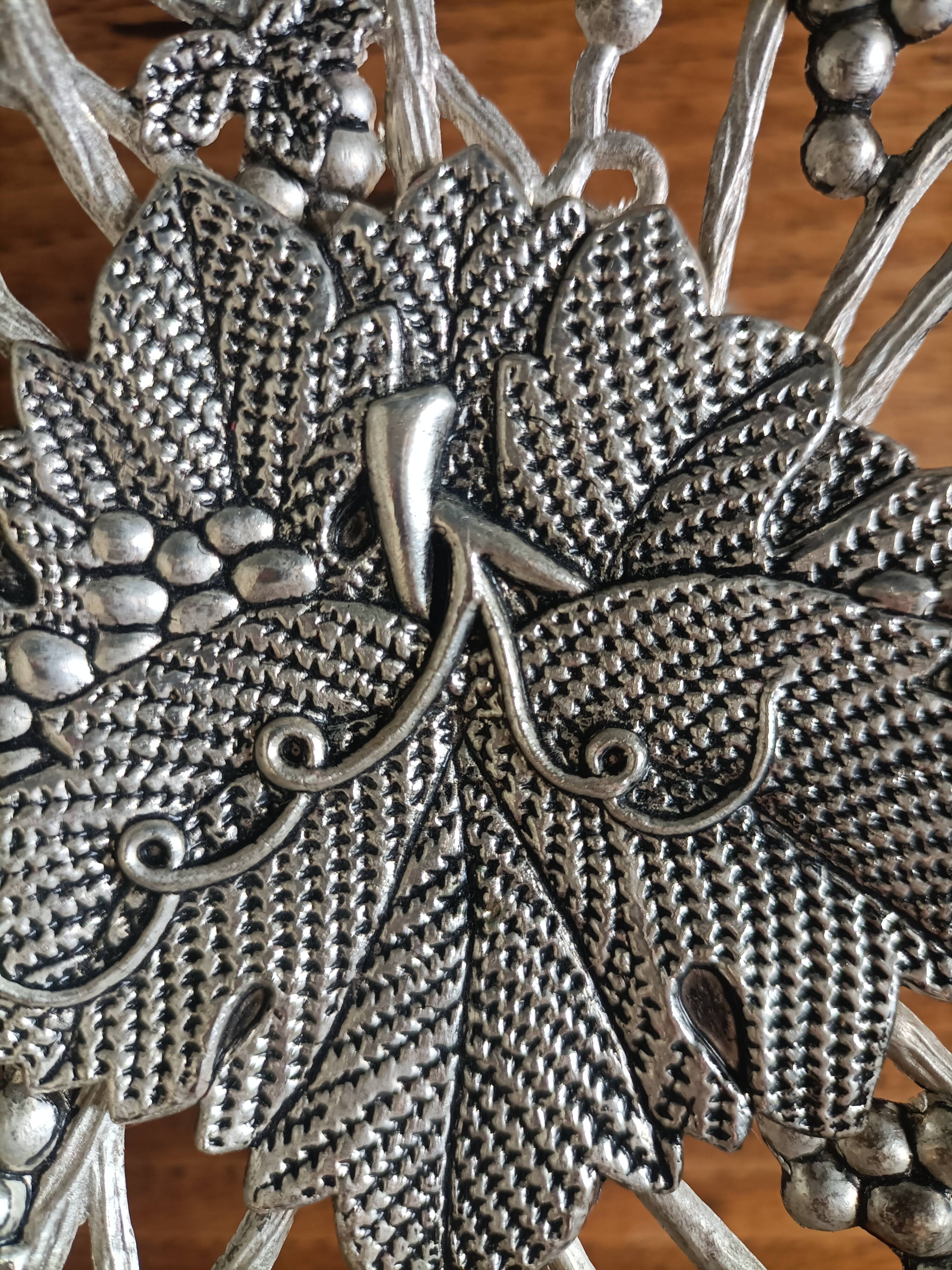 Silver-plated fruit bowl with foot