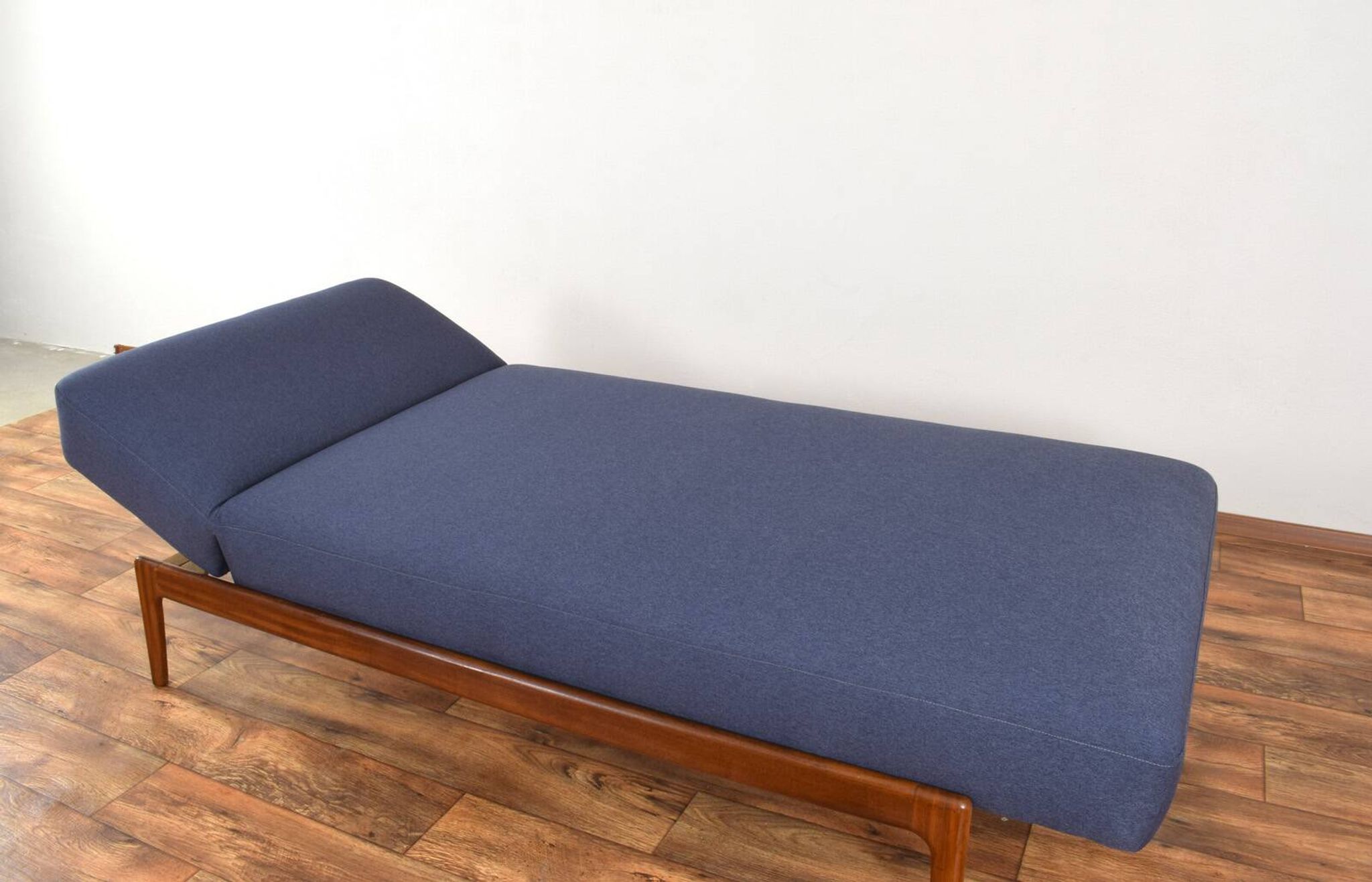 Mid-Century Danish Teak Daybed, 1960s.