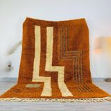 Modern Moroccan rug in rust wool with cream lines 150/250 cm