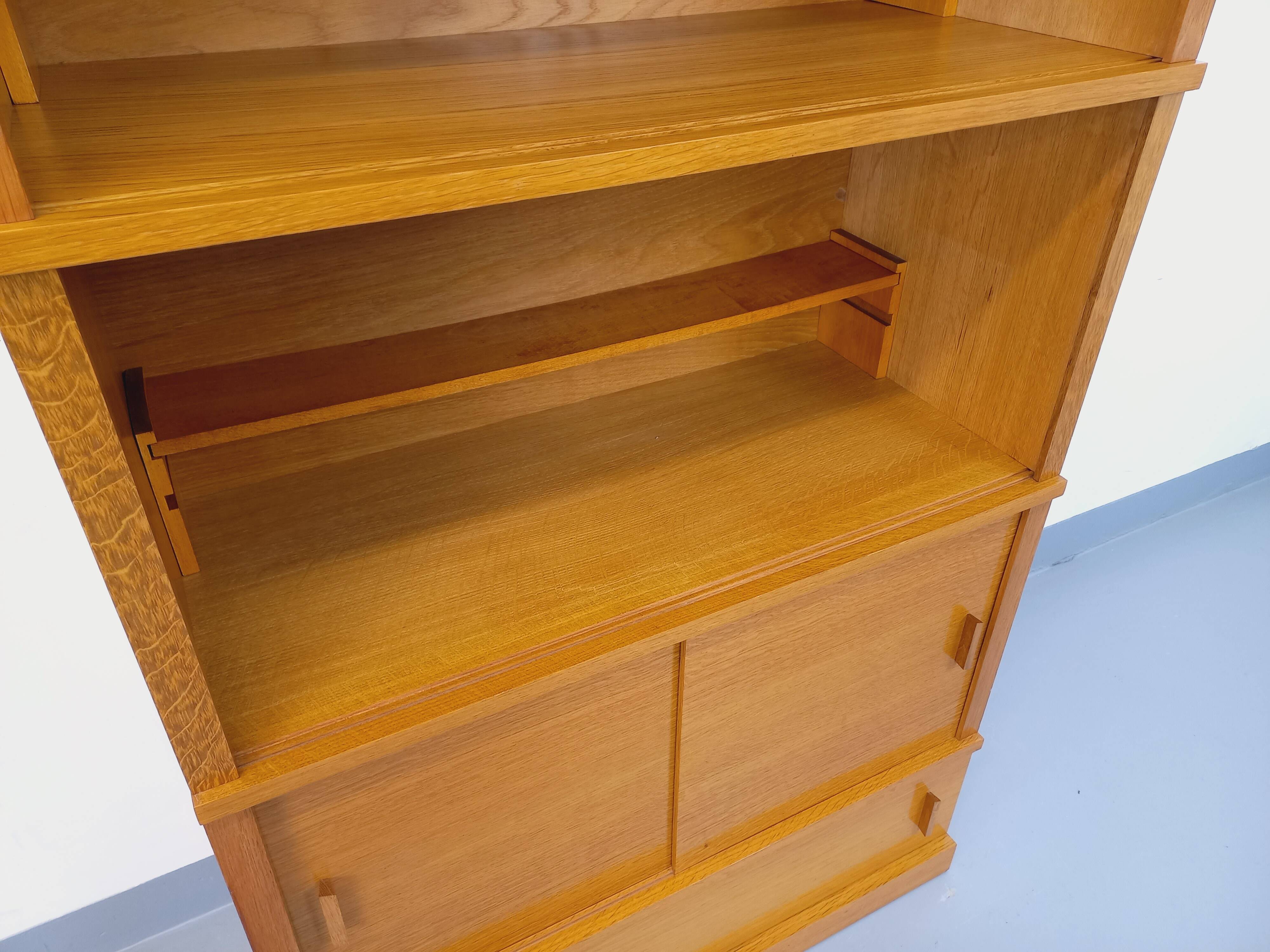 Vintage oak storage bookshelf from the 1960s.