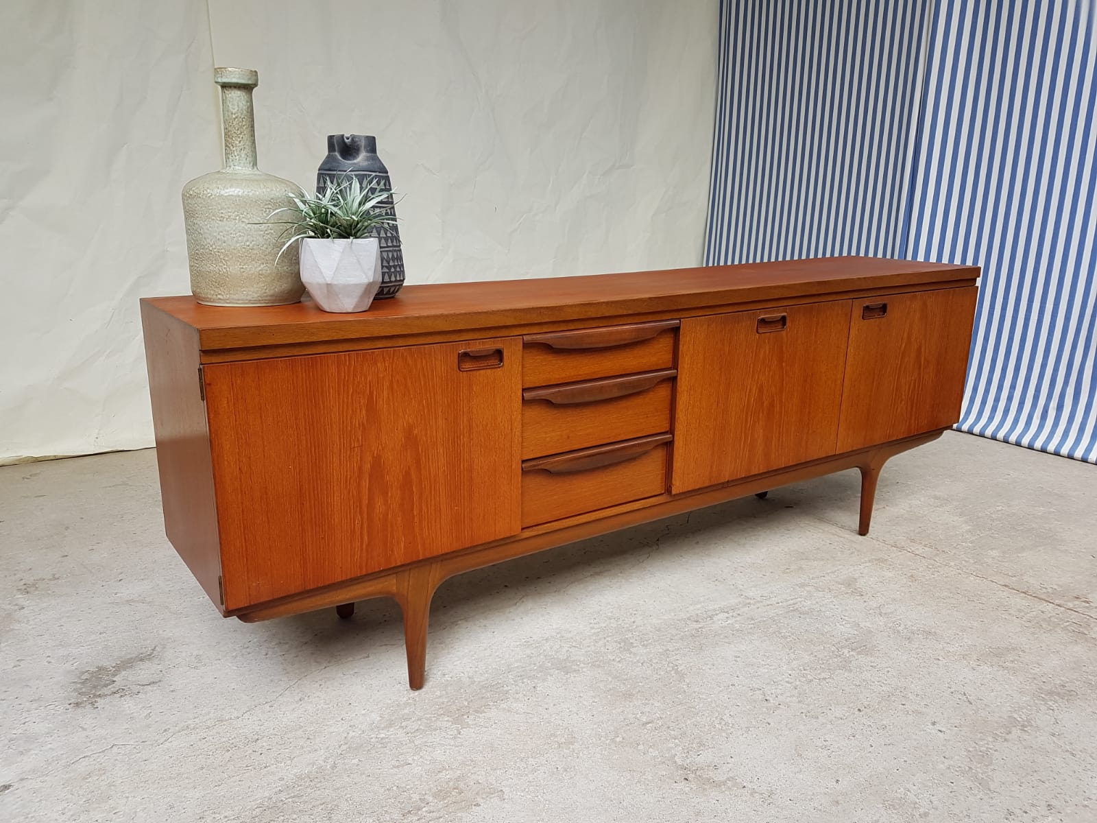 Greaves and Thomas teak sideboard credenza danish design