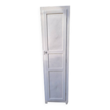 Armoire parisienne une porte