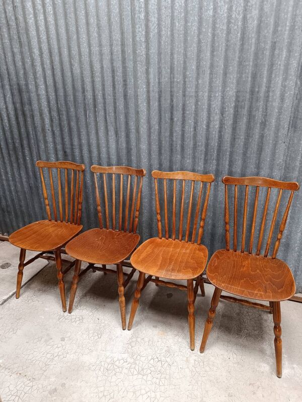 4 chaises style western Baumann