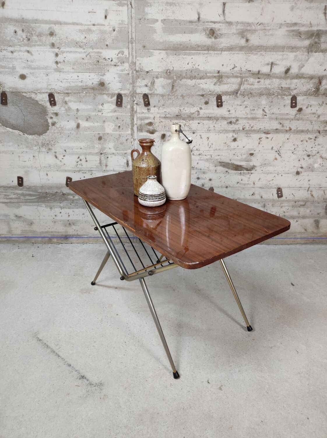 Vitnage coffee table