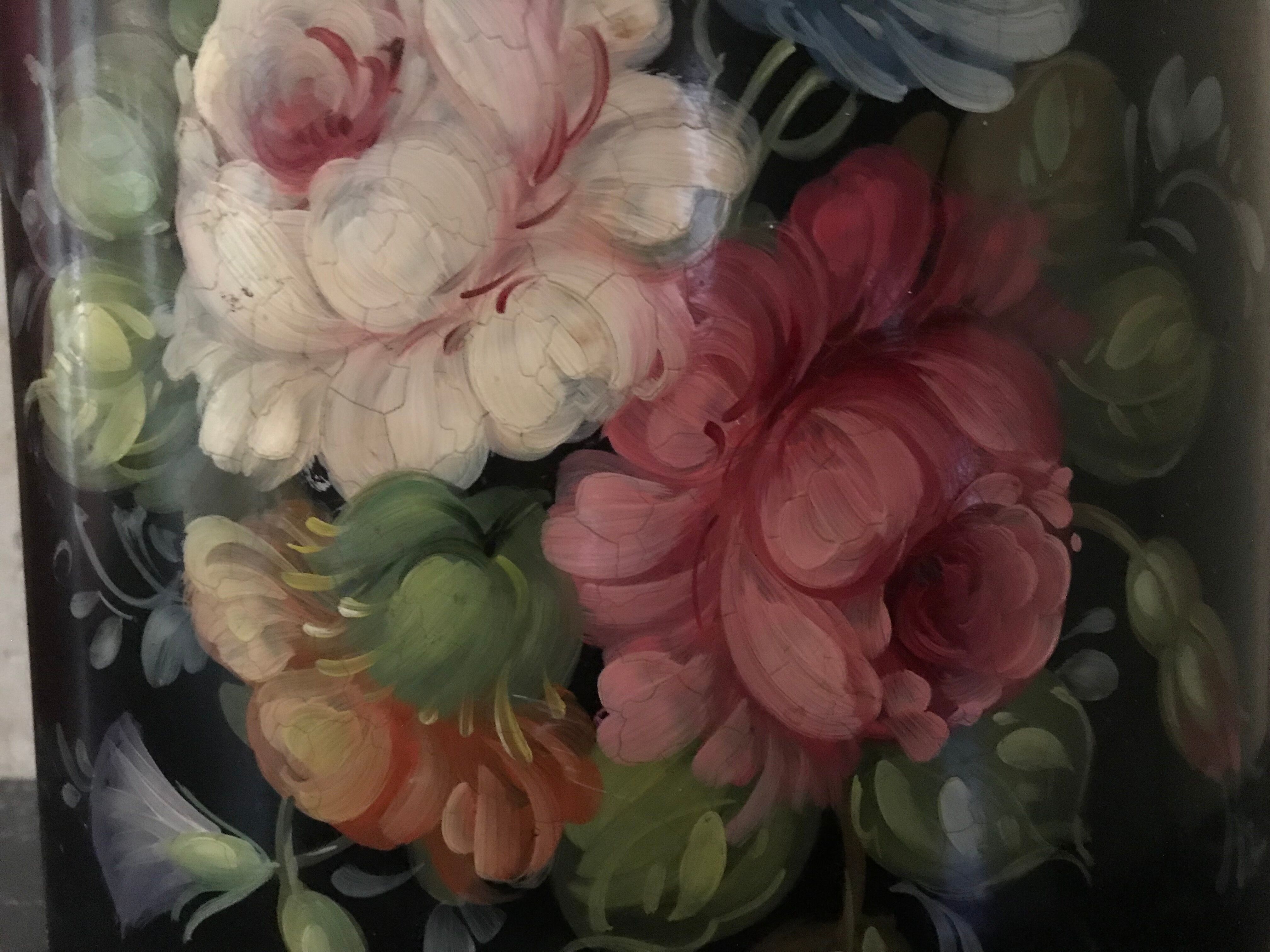 Painted sheet metal paper basket