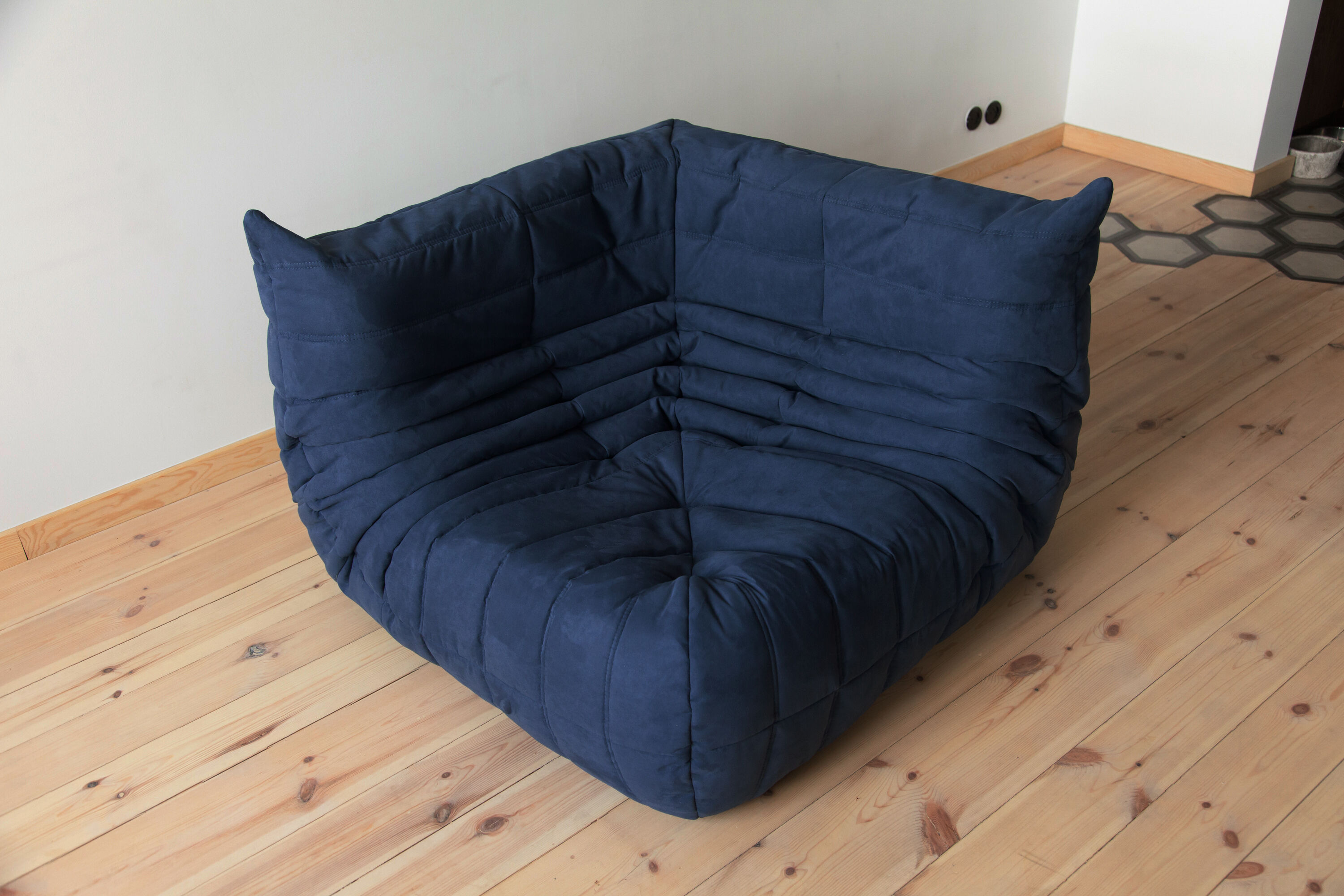 Togo sofa set model designed by Michel Ducaroy 1973