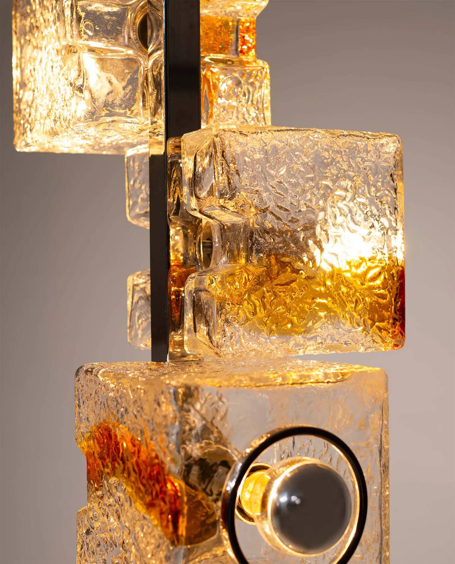 Mid-Century Cube floor lamp, Toni Zuccheri, VeArt, 1970s