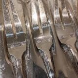 12 fourchettes à escargots métal argenté orfèvre Francia uni-plat