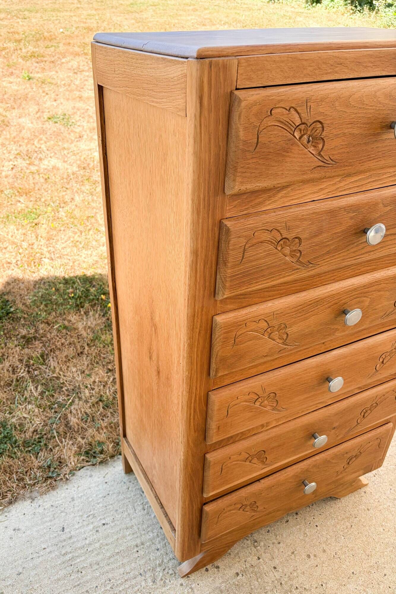 Art Deco chest of drawers with 6 oak drawers, claw feet, 1930s/40s.