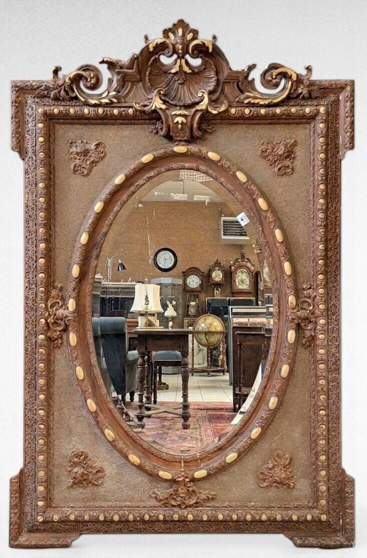 Large Napoleon III trumeau mirror, gilded wood, bevelled glass, 19th century.