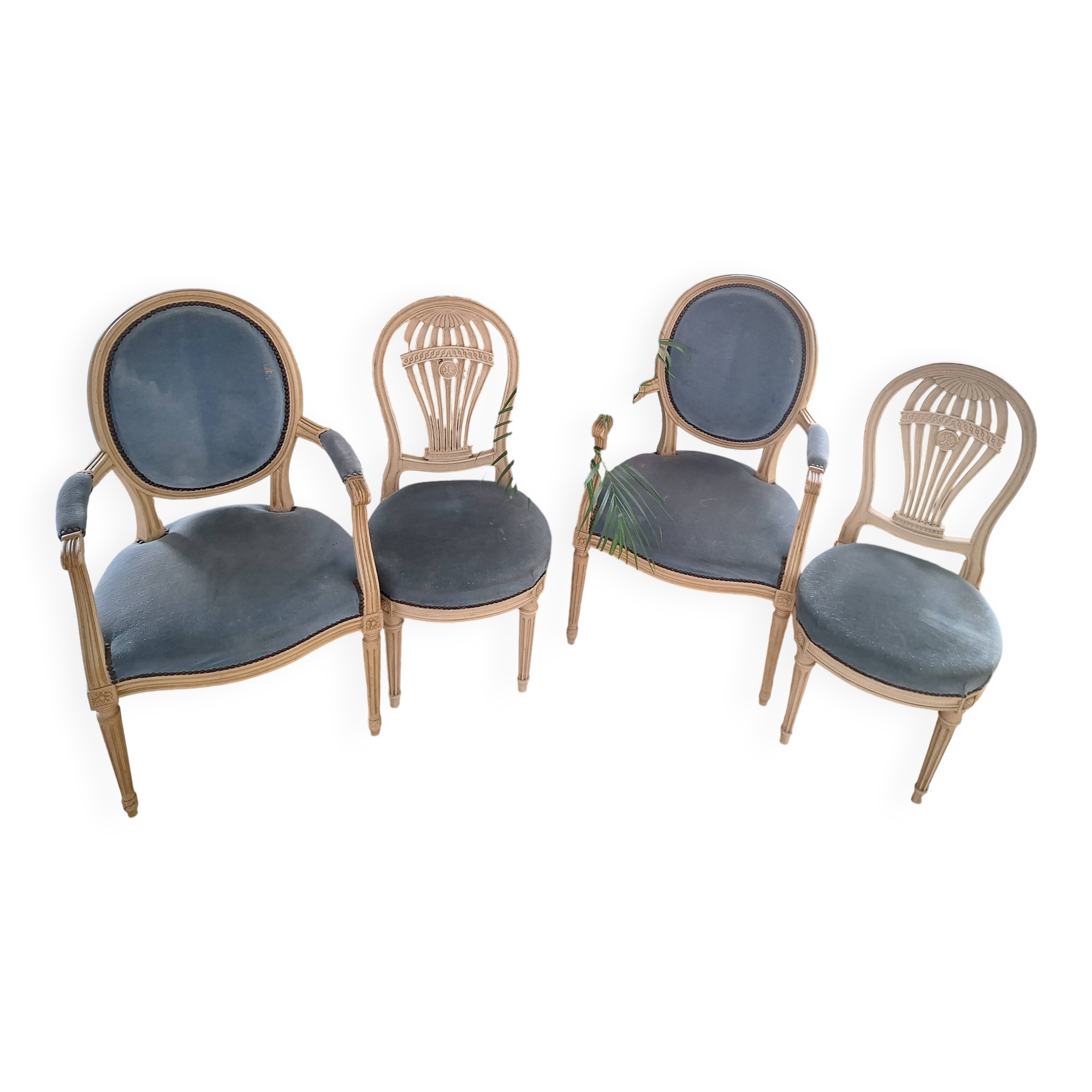 Lot de 2 fauteuils et 4 chaises style Louis XVI dossier Mongolfière