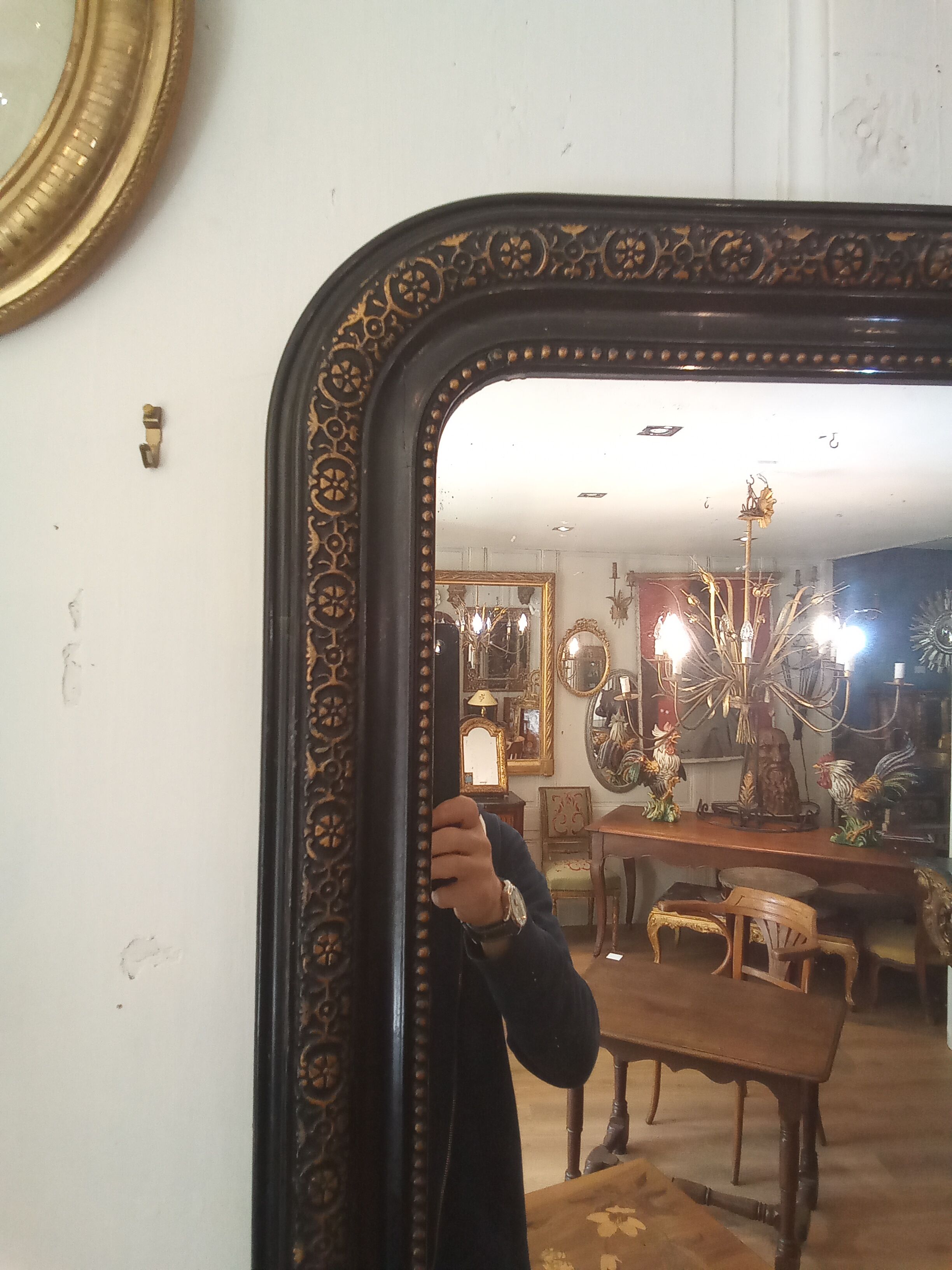 Black and gold mirror 86X62cm