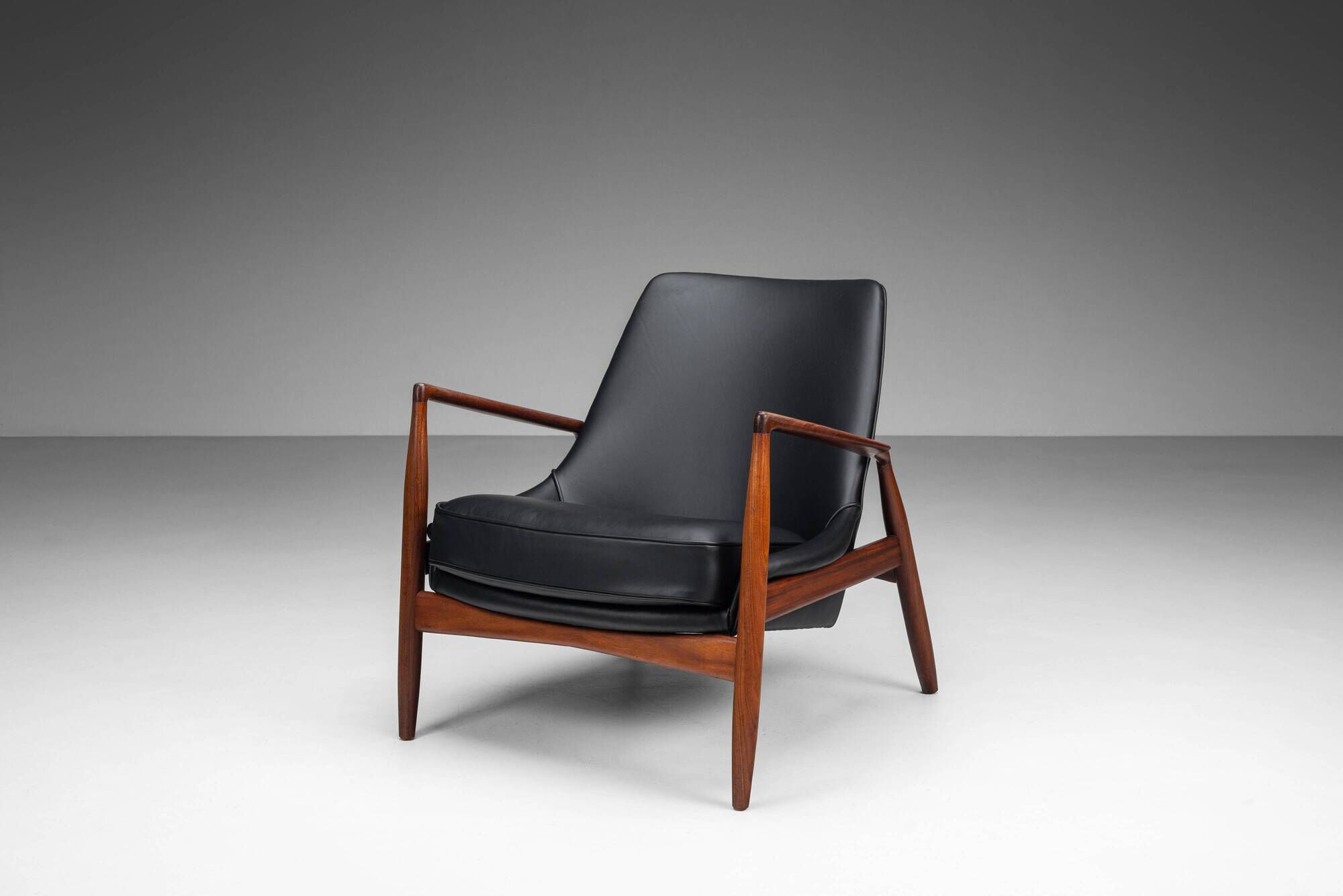Ib Kofod Larsen ‘Seal’ lounge chair for OPE Möbler Sweden