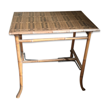 Table d’appoint en rotin