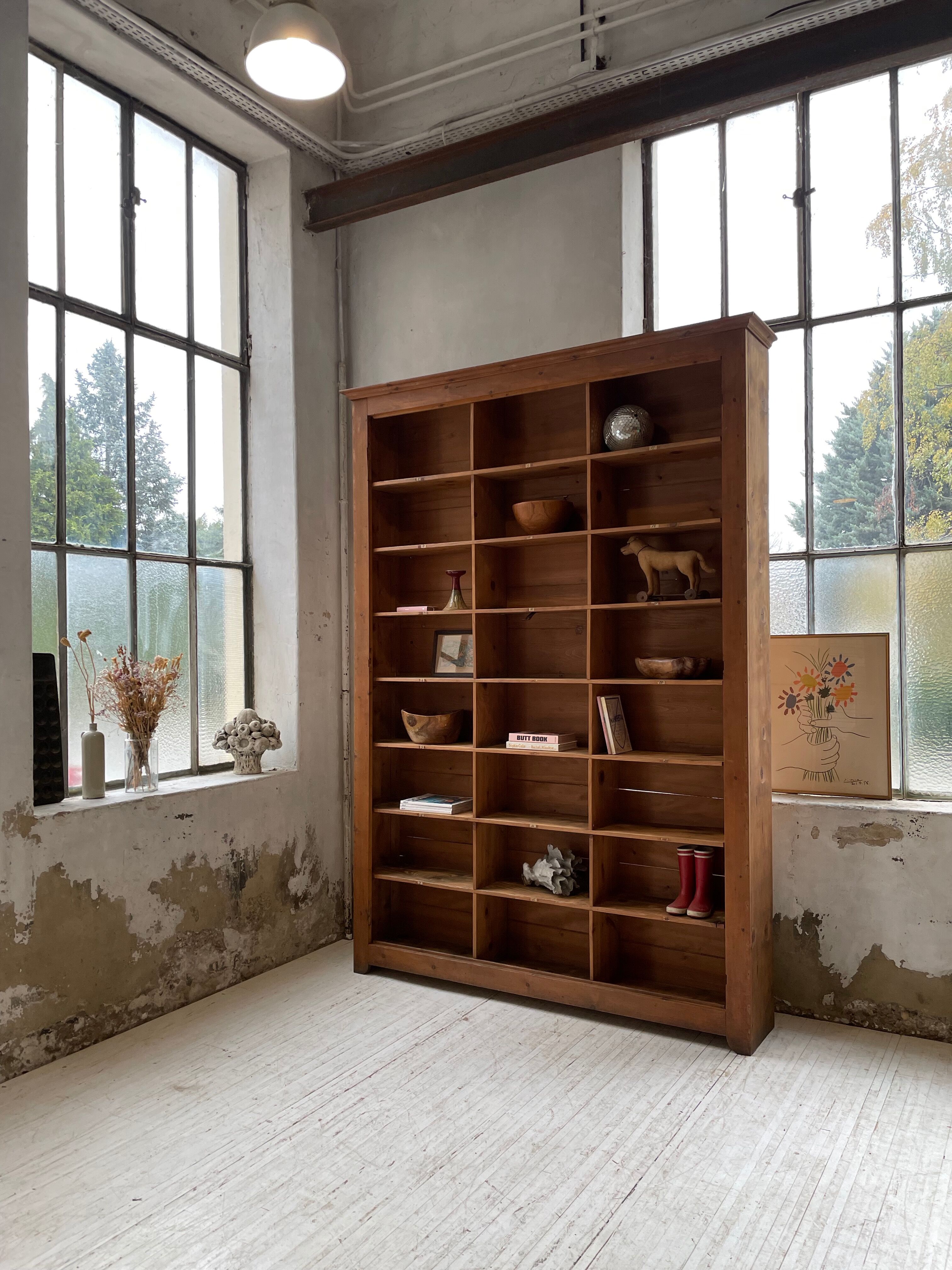 XXL library furniture pharmacy trade