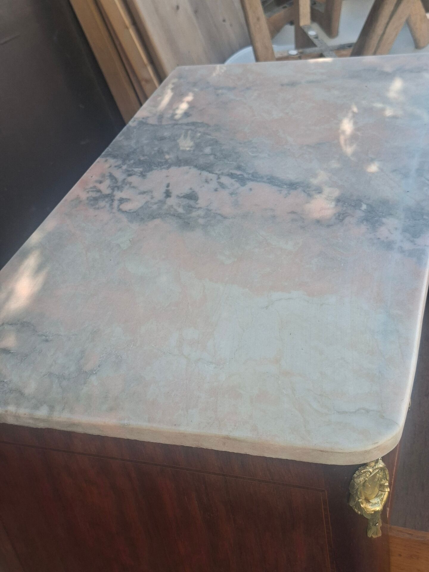Commode en marqueterie
